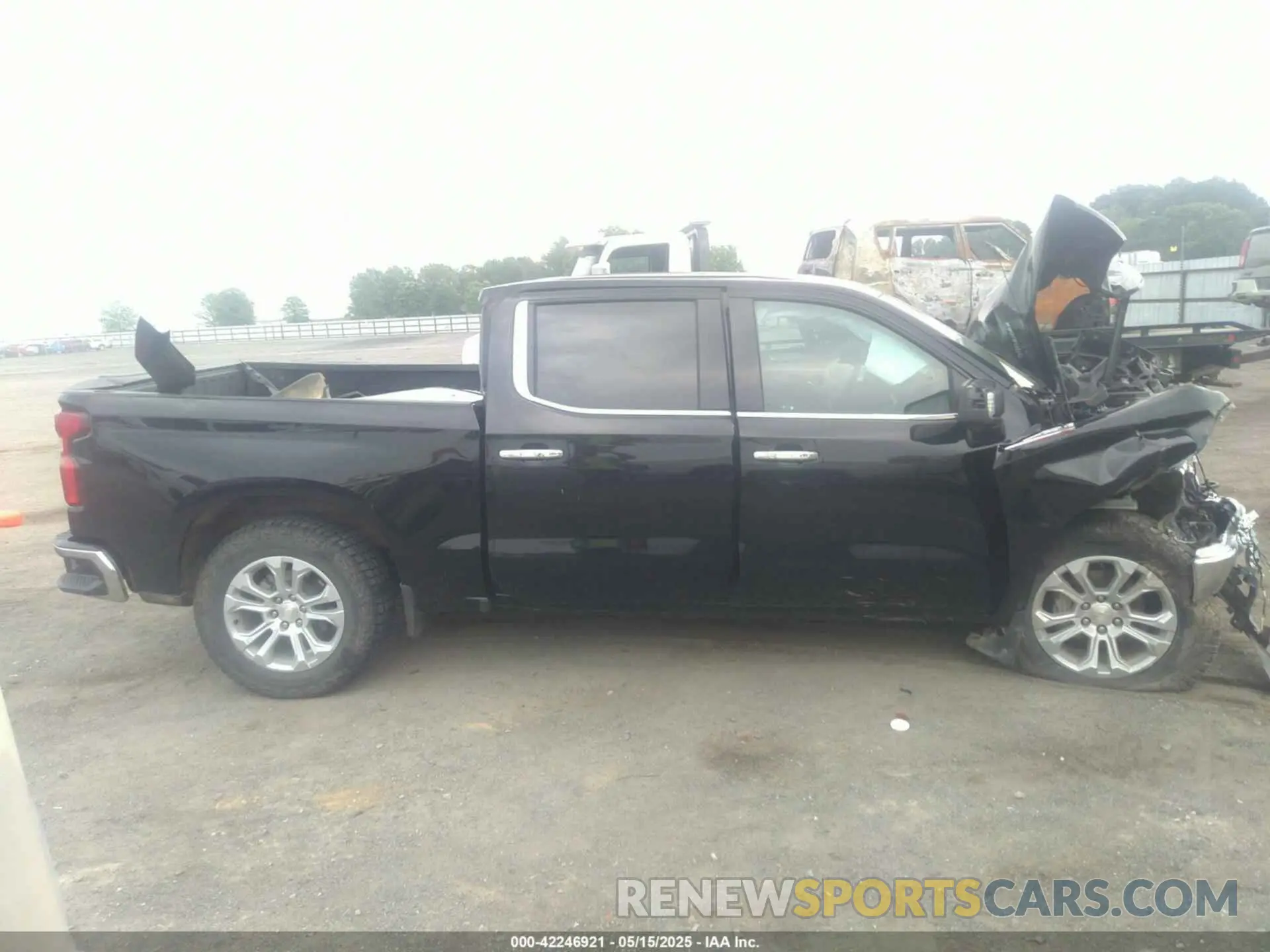 12 fotografías del automóvil dañado 1GCUDGET9NZ621404 CHEVROLET SILVERADO 1500 2022