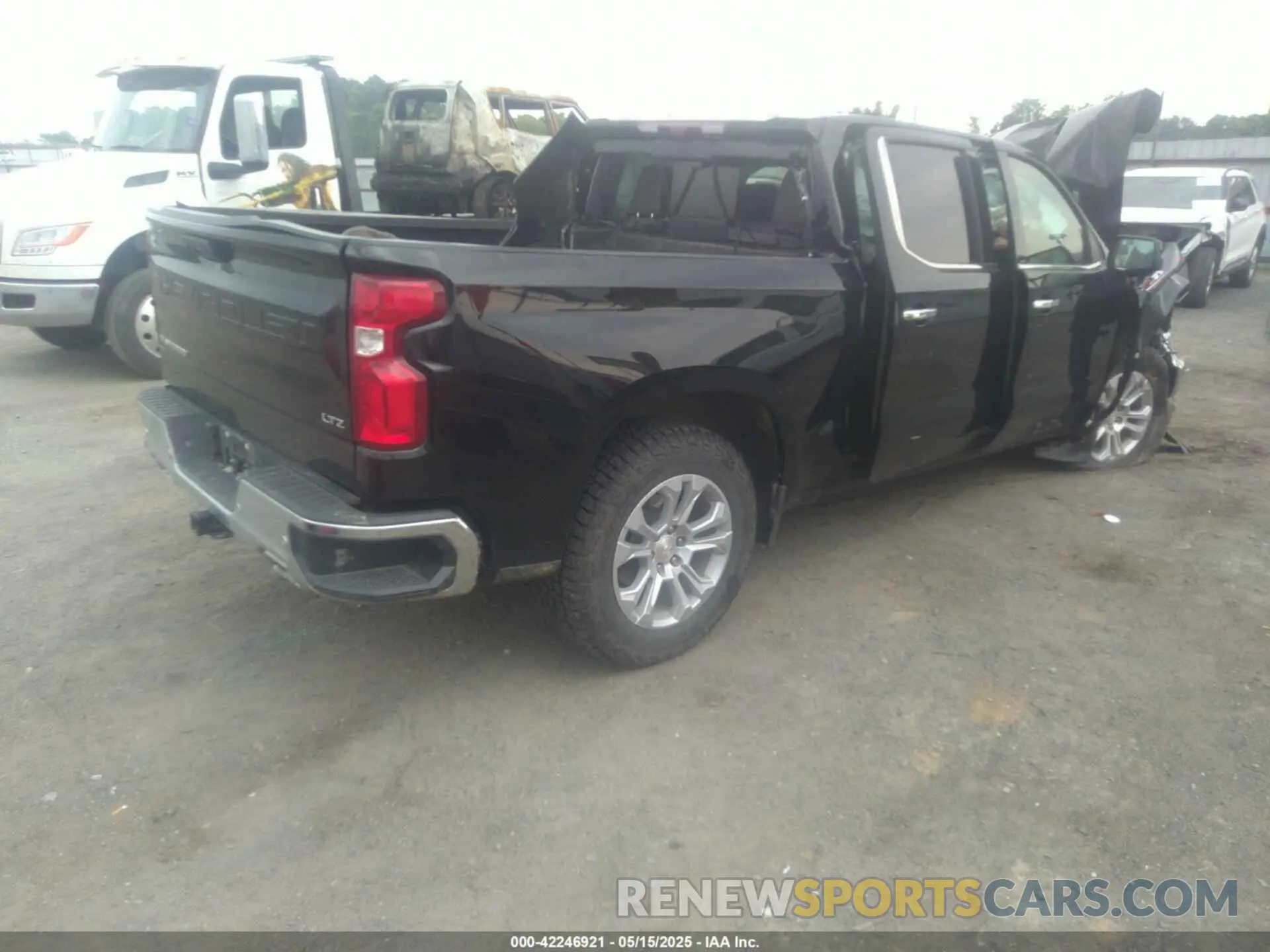 4 fotografías del automóvil dañado 1GCUDGET9NZ621404 CHEVROLET SILVERADO 1500 2022