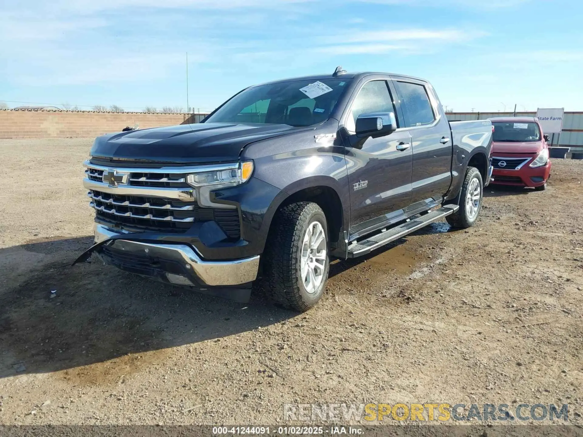 2 fotografías del automóvil dañado 2GCUDGED0N1506336 CHEVROLET SILVERADO 1500 2022