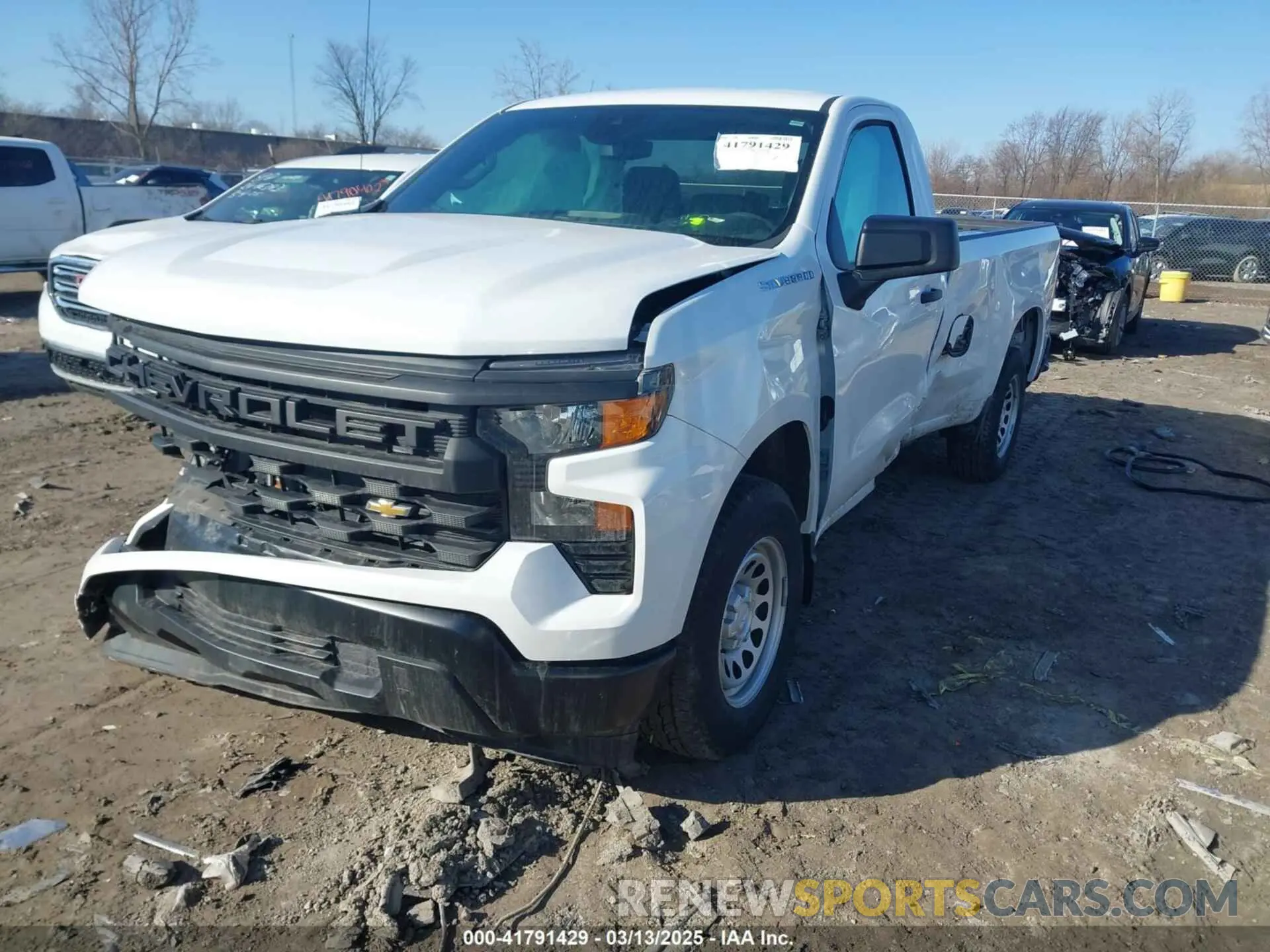 2 fotografías del automóvil dañado 3GCNAAEK4NG506033 CHEVROLET SILVERADO 1500 2022