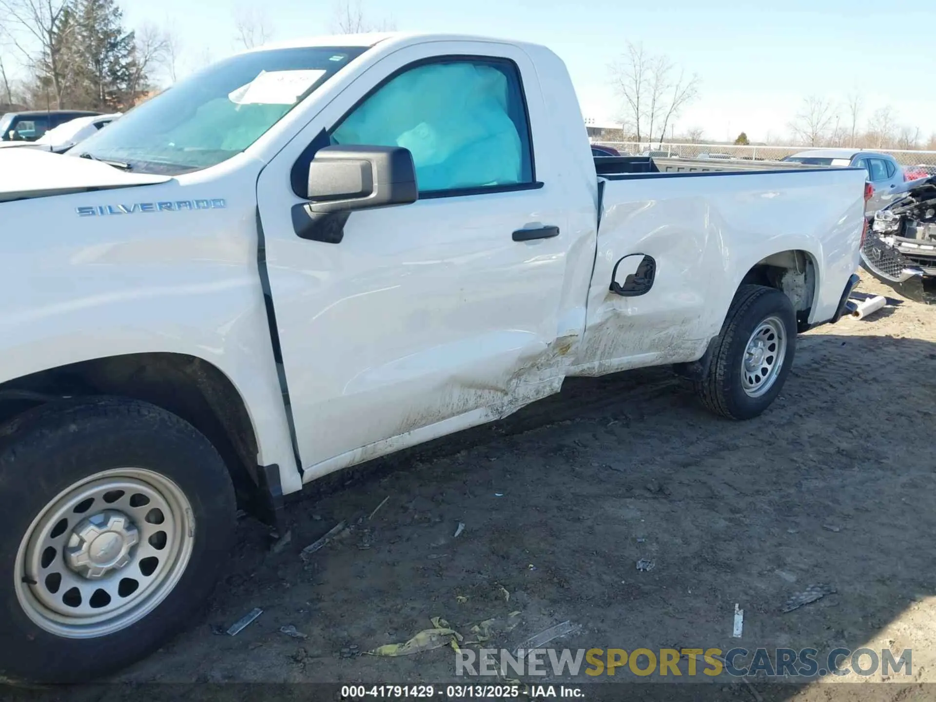 6 fotografías del automóvil dañado 3GCNAAEK4NG506033 CHEVROLET SILVERADO 1500 2022