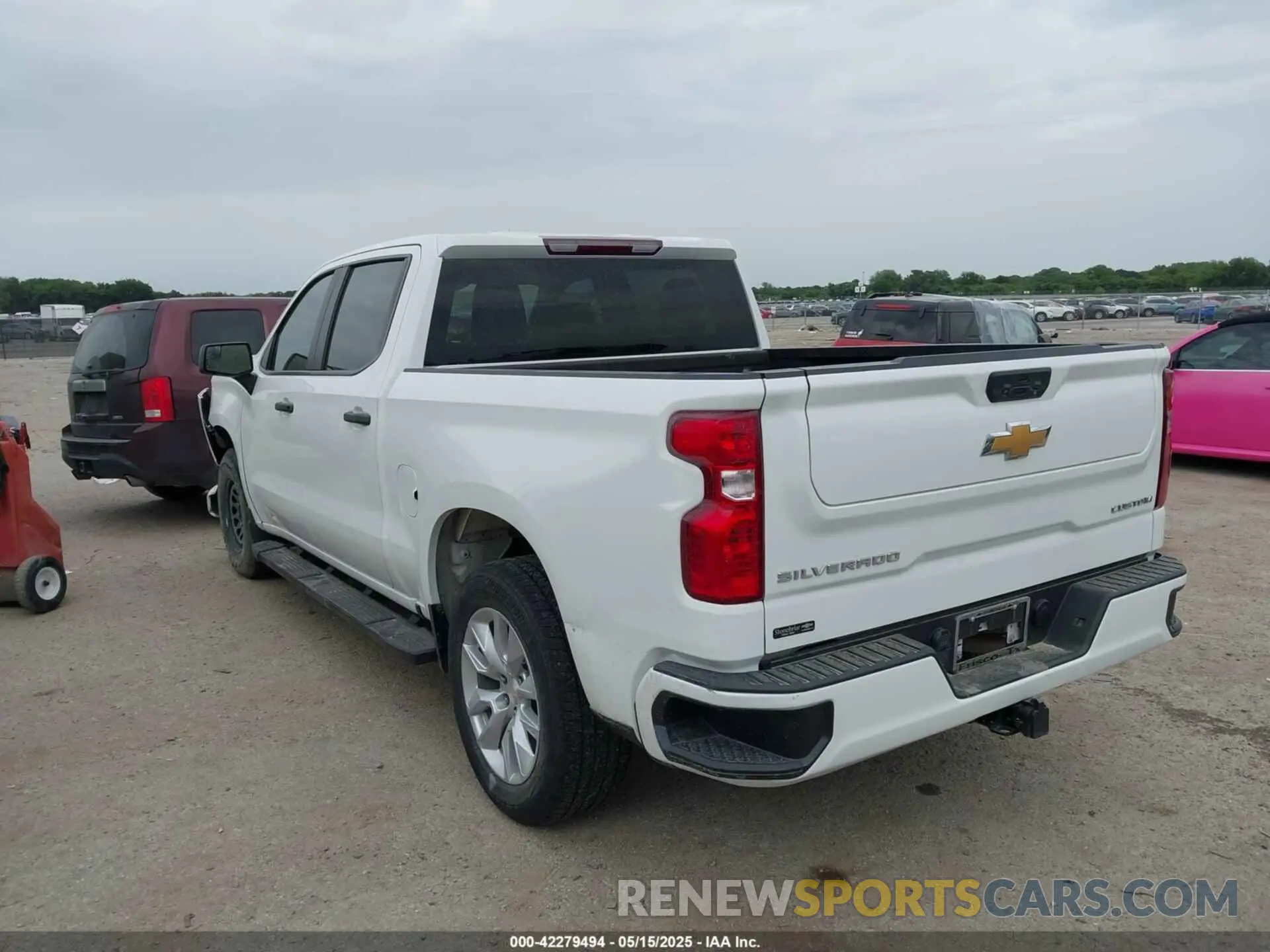 3 fotografías del automóvil dañado 3GCPABEKXNG567627 CHEVROLET SILVERADO 1500 2022