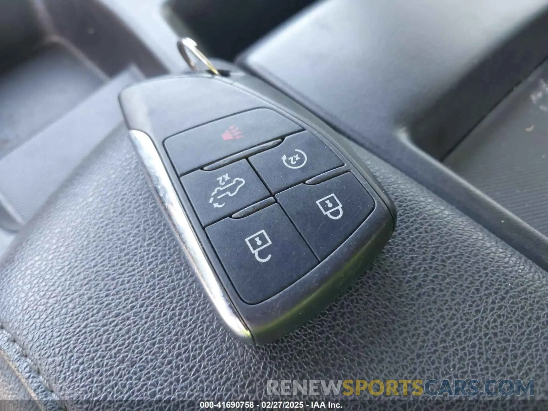 11 fotografías del automóvil dañado 3GCPDBEK7NG580584 CHEVROLET SILVERADO 1500 2022