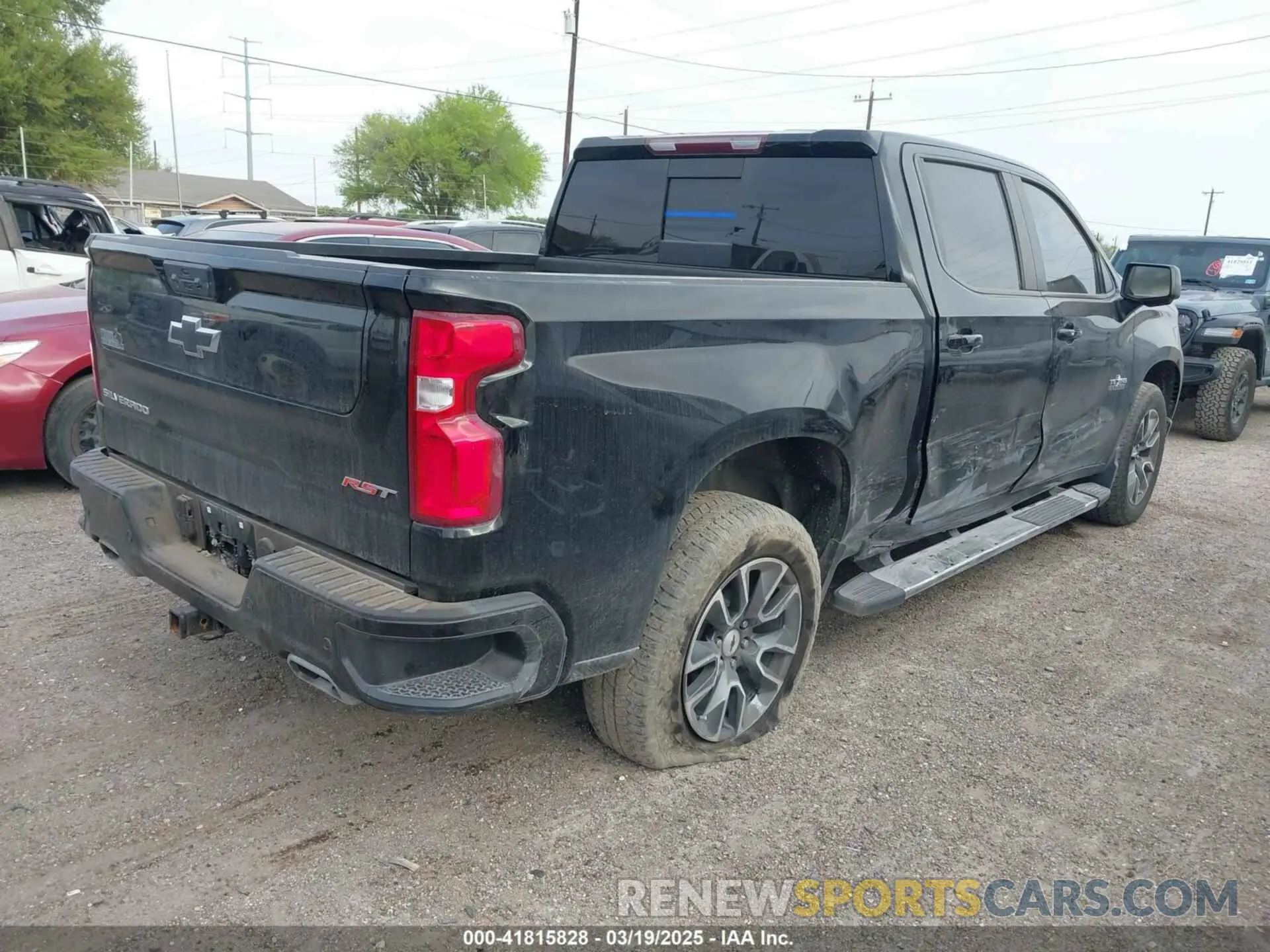 4 fotografías del automóvil dañado 3GCUDEET1NG684999 CHEVROLET SILVERADO 1500 2022