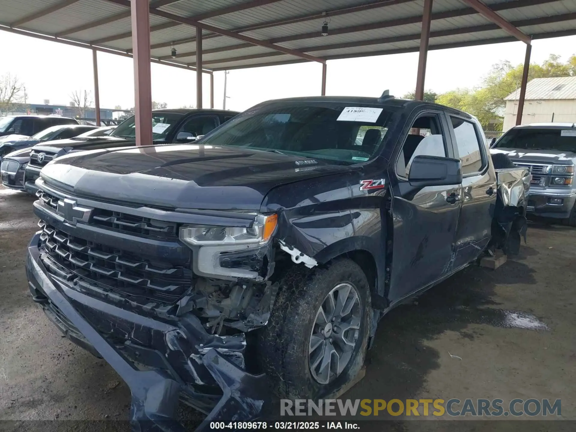 2 fotografías del automóvil dañado 3GCUDEETXNG583752 CHEVROLET SILVERADO 1500 2022