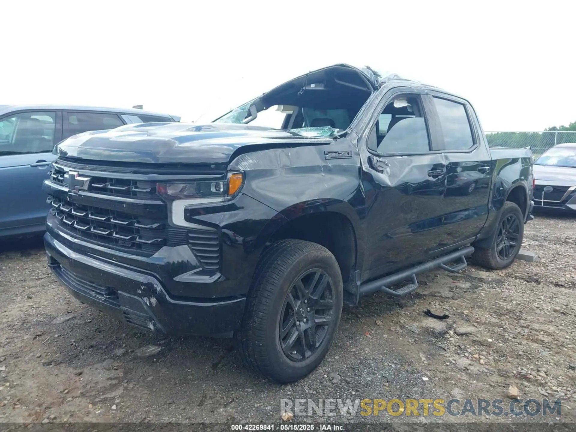 2 fotografías del automóvil dañado 3GCUDFEDXNG527387 CHEVROLET SILVERADO 1500 2022