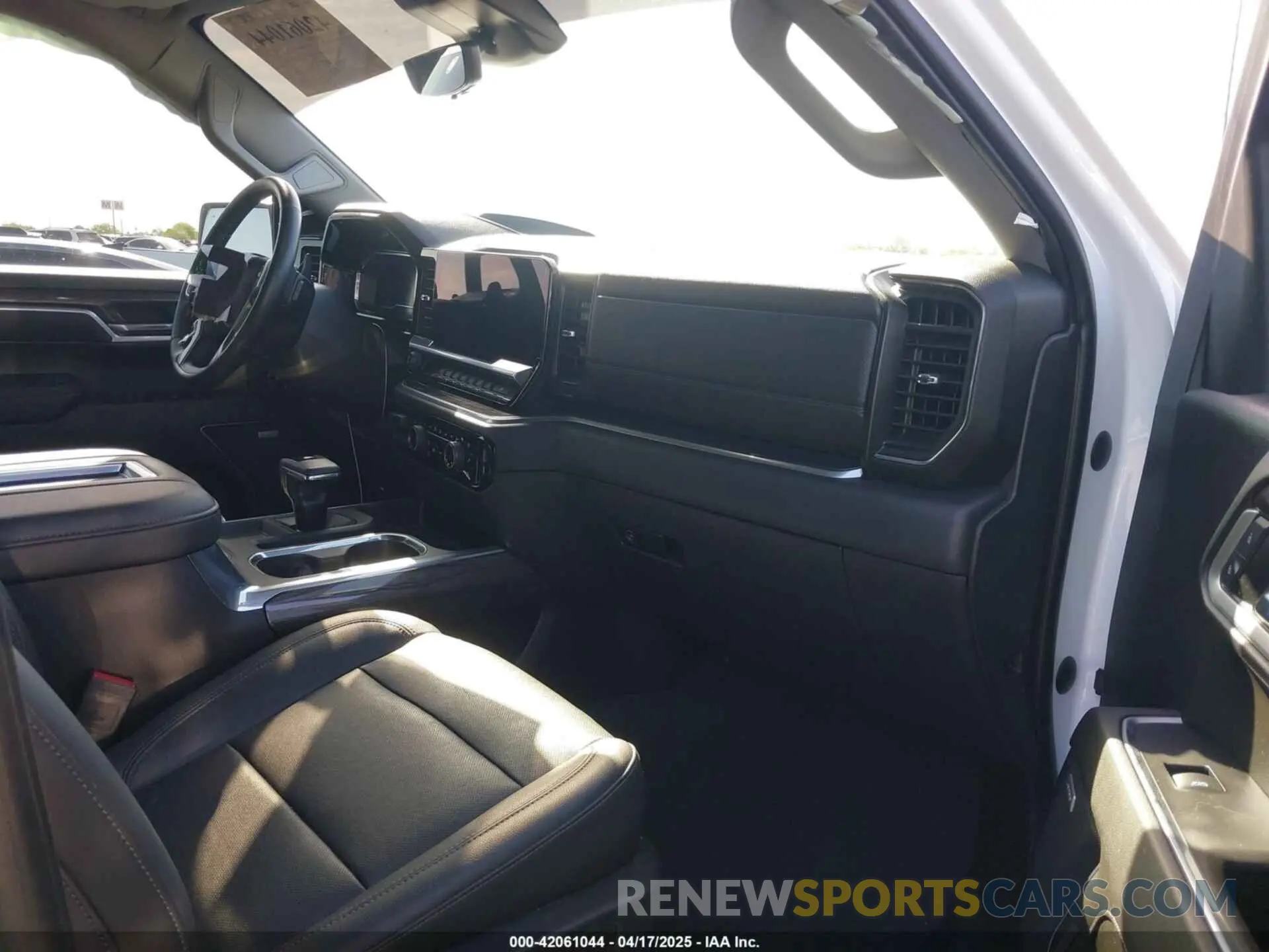 5 fotografías del automóvil dañado 3GCUDGED8NG503708 CHEVROLET SILVERADO 1500 2022