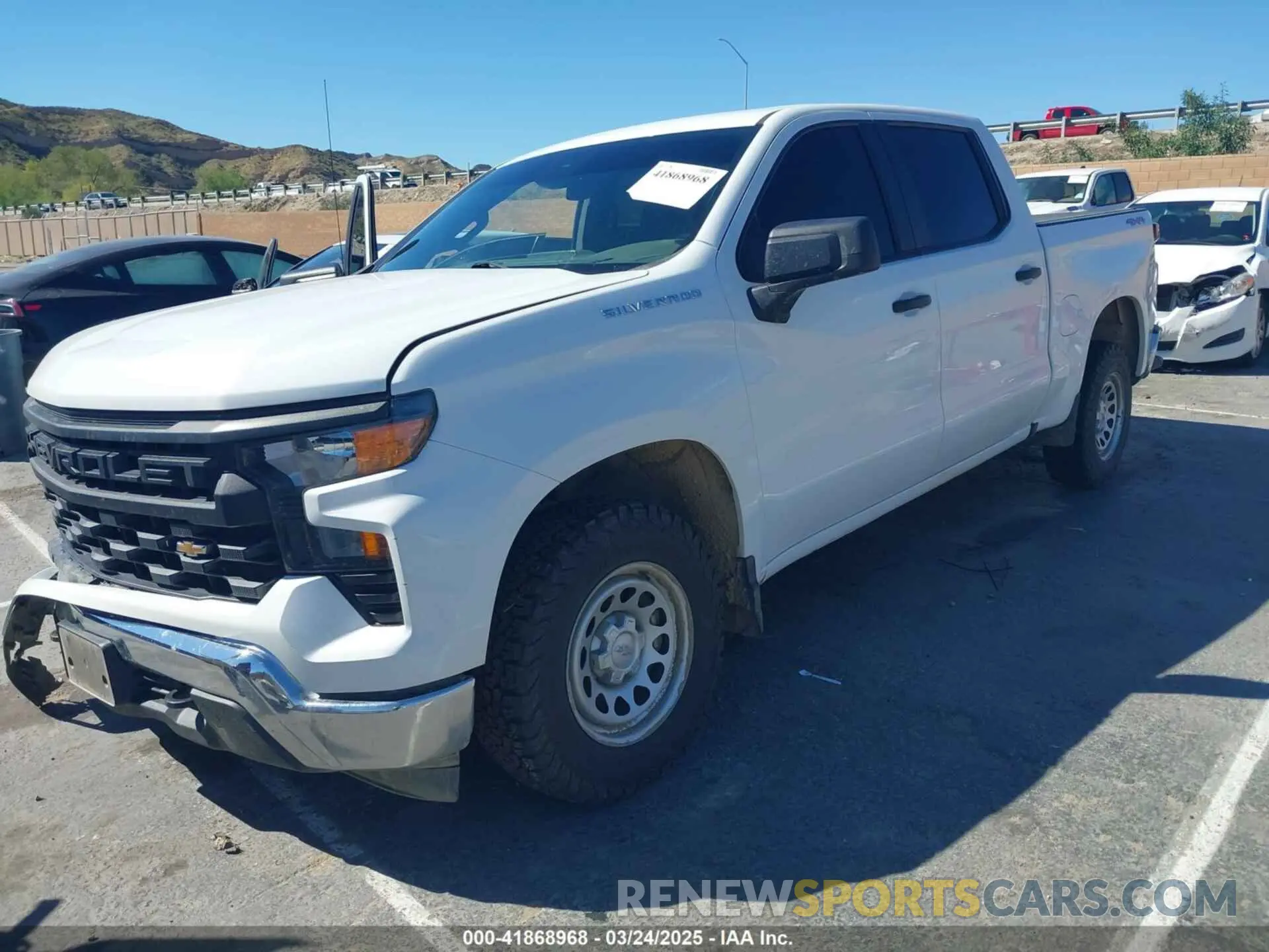 2 fotografías del automóvil dañado 1GCPDAEKXPZ160329 CHEVROLET SILVERADO 1500 2023