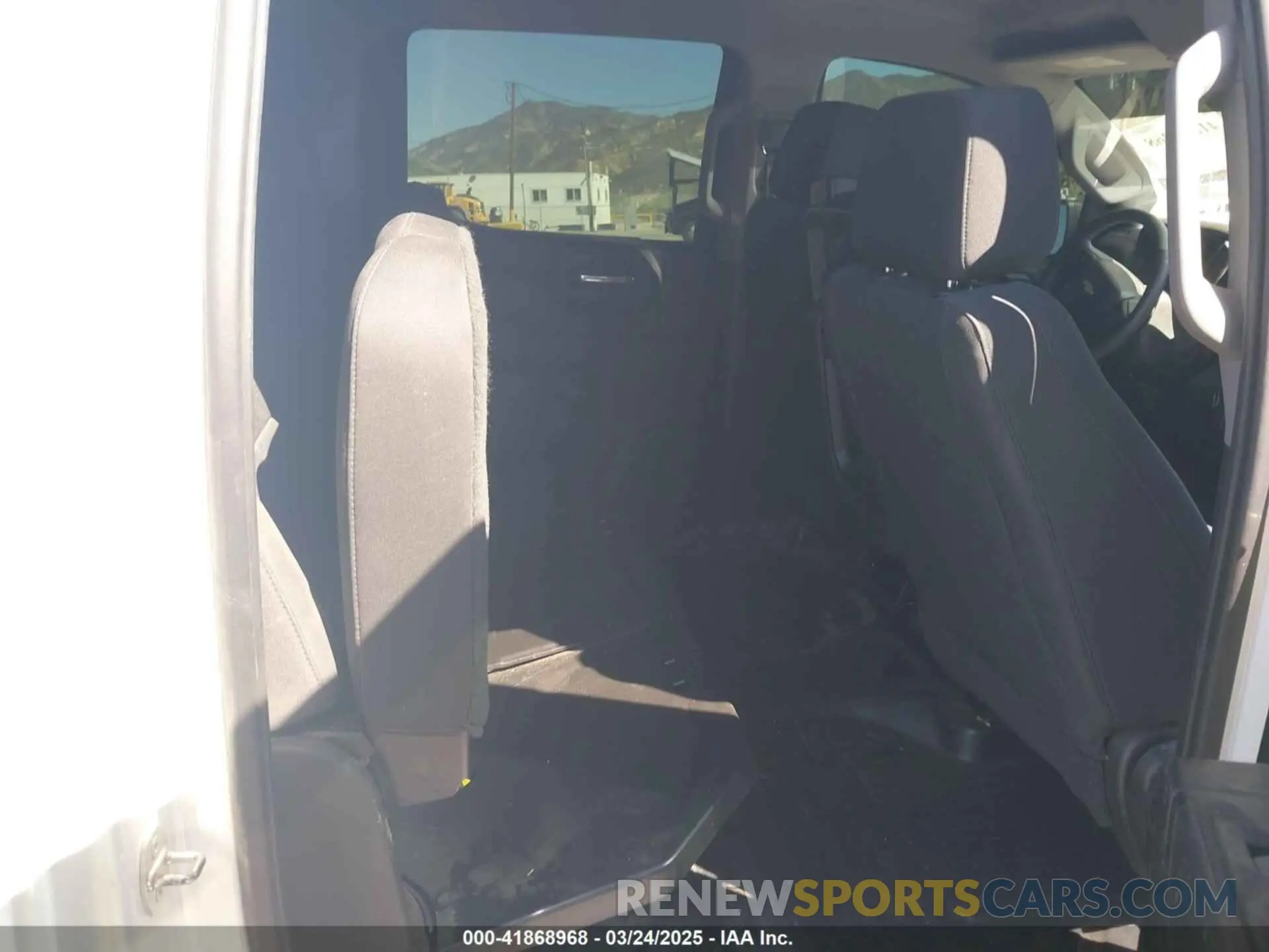8 fotografías del automóvil dañado 1GCPDAEKXPZ160329 CHEVROLET SILVERADO 1500 2023