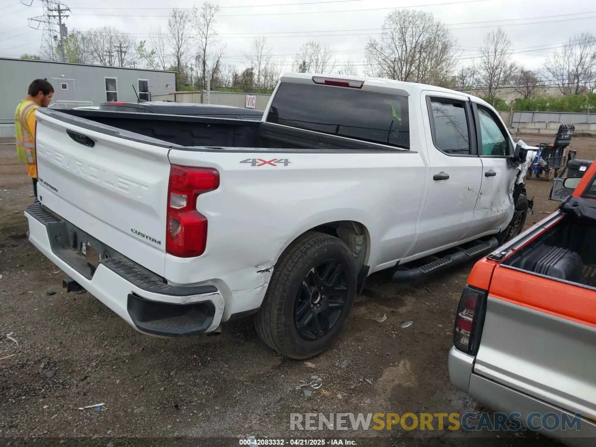 4 fotografías del automóvil dañado 1GCPDBEK1PZ188073 CHEVROLET SILVERADO 1500 2023