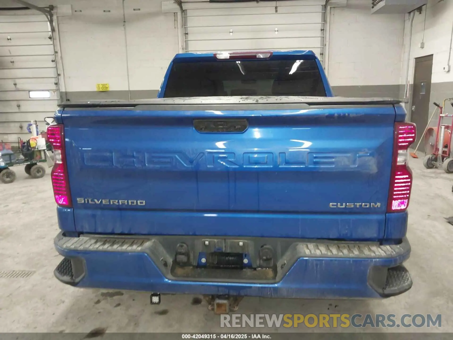 16 fotografías del automóvil dañado 1GCPDBEK5PZ130354 CHEVROLET SILVERADO 1500 2023