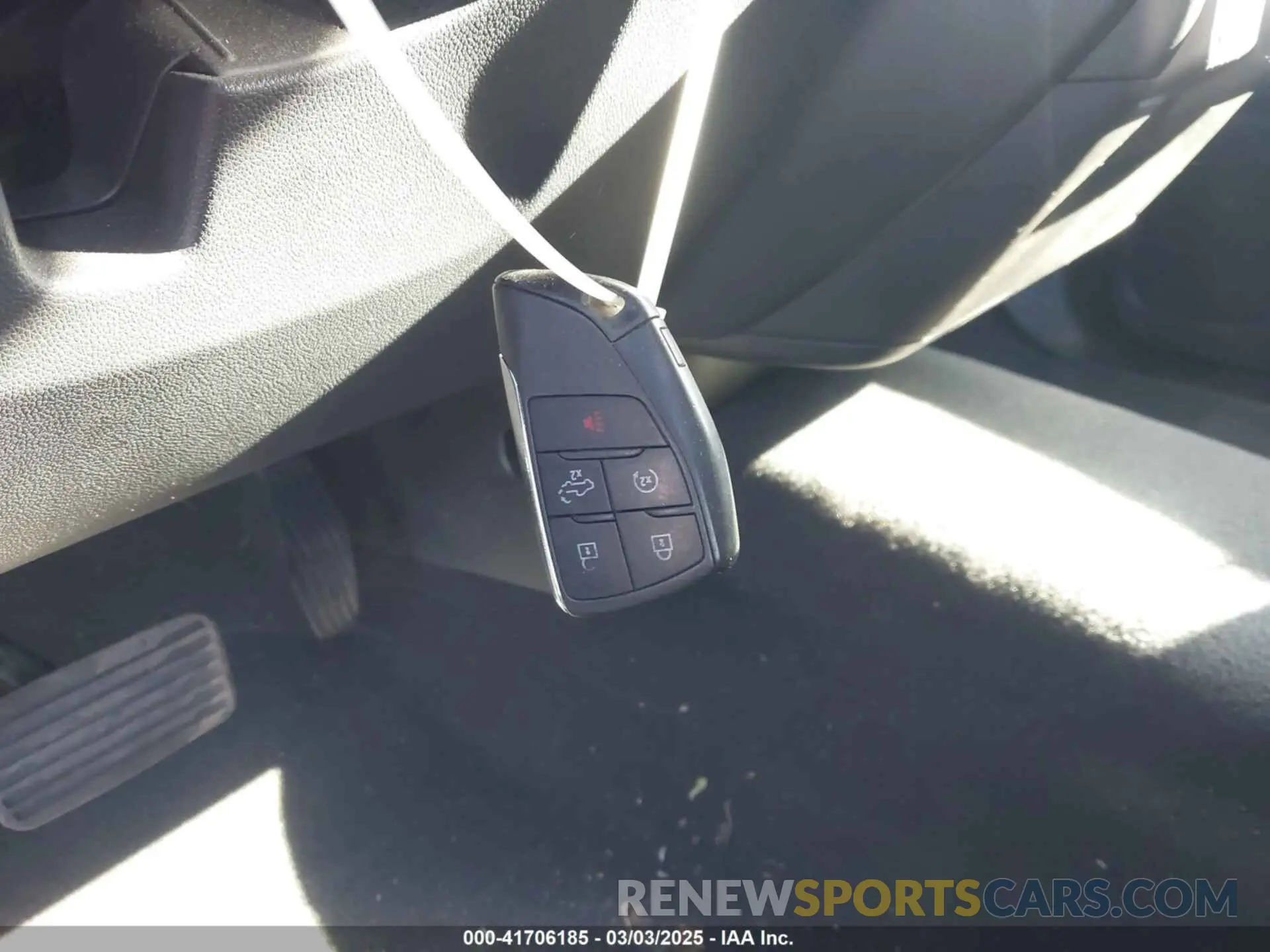 11 fotografías del automóvil dañado 1GCRABEK2PZ323644 CHEVROLET SILVERADO 1500 2023