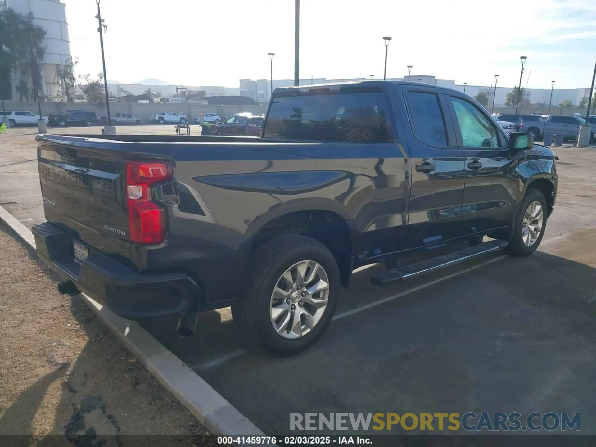 4 fotografías del automóvil dañado 1GCRABEK4PZ256528 CHEVROLET SILVERADO 1500 2023