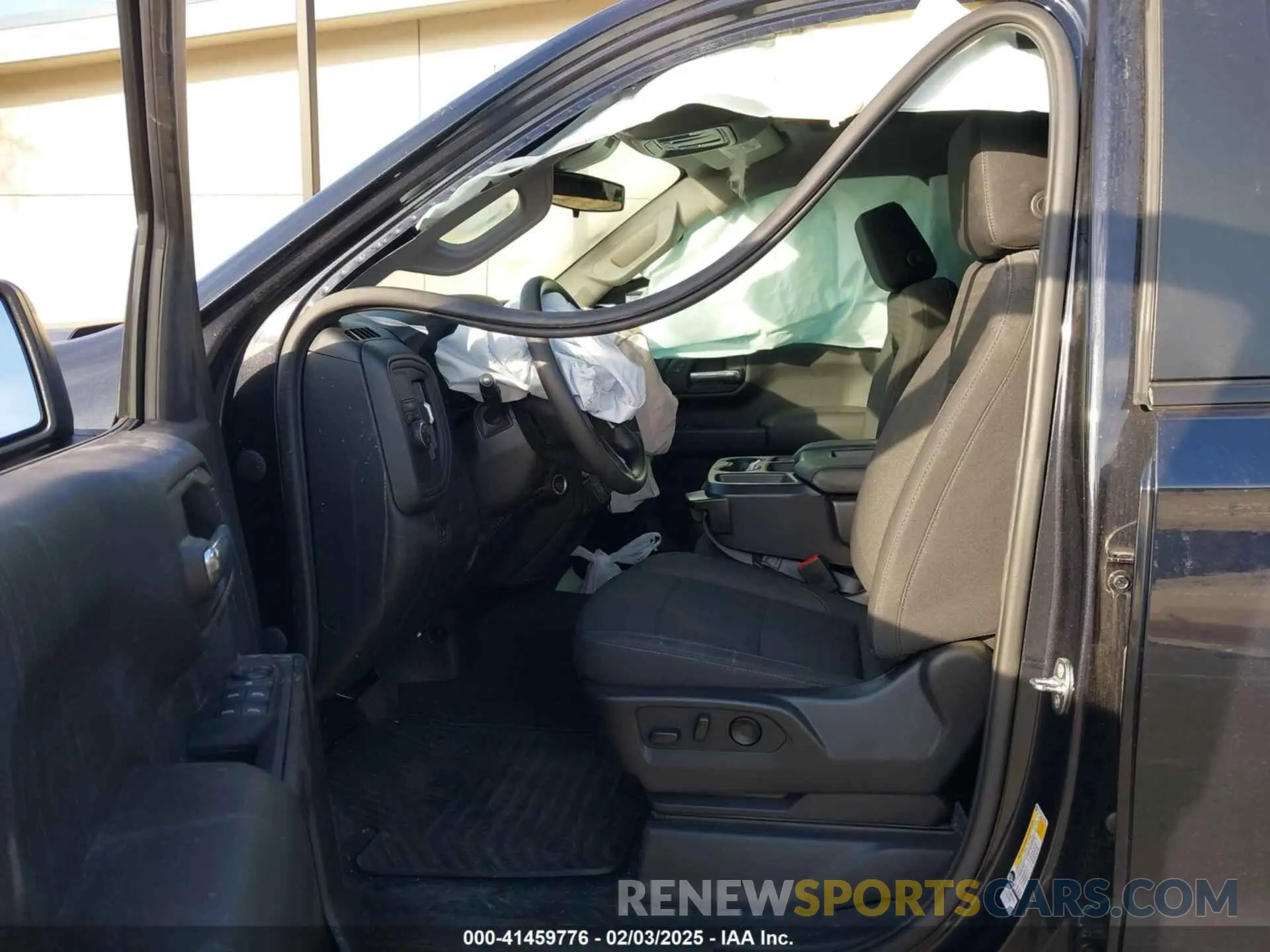 5 fotografías del automóvil dañado 1GCRABEK4PZ256528 CHEVROLET SILVERADO 1500 2023
