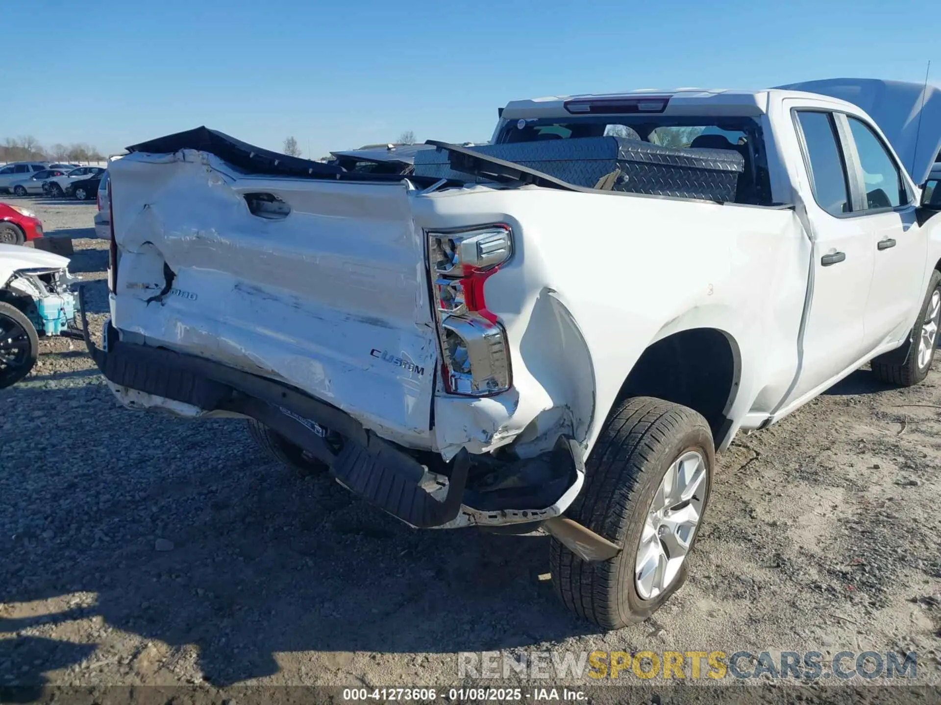 6 fotografías del automóvil dañado 1GCRABEK7PZ262632 CHEVROLET SILVERADO 1500 2023