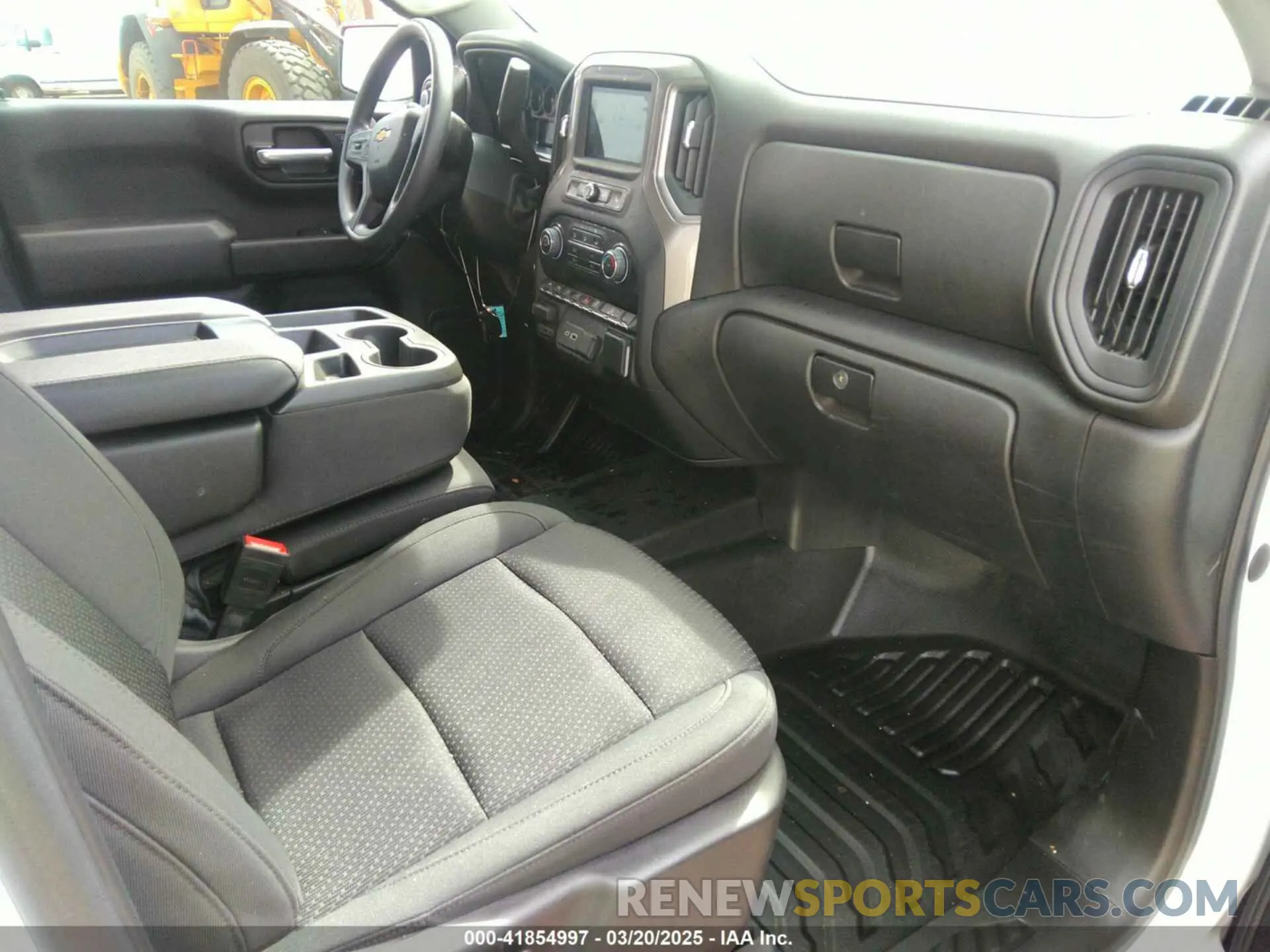 5 fotografías del automóvil dañado 1GCRDAED9PZ297966 CHEVROLET SILVERADO 1500 2023