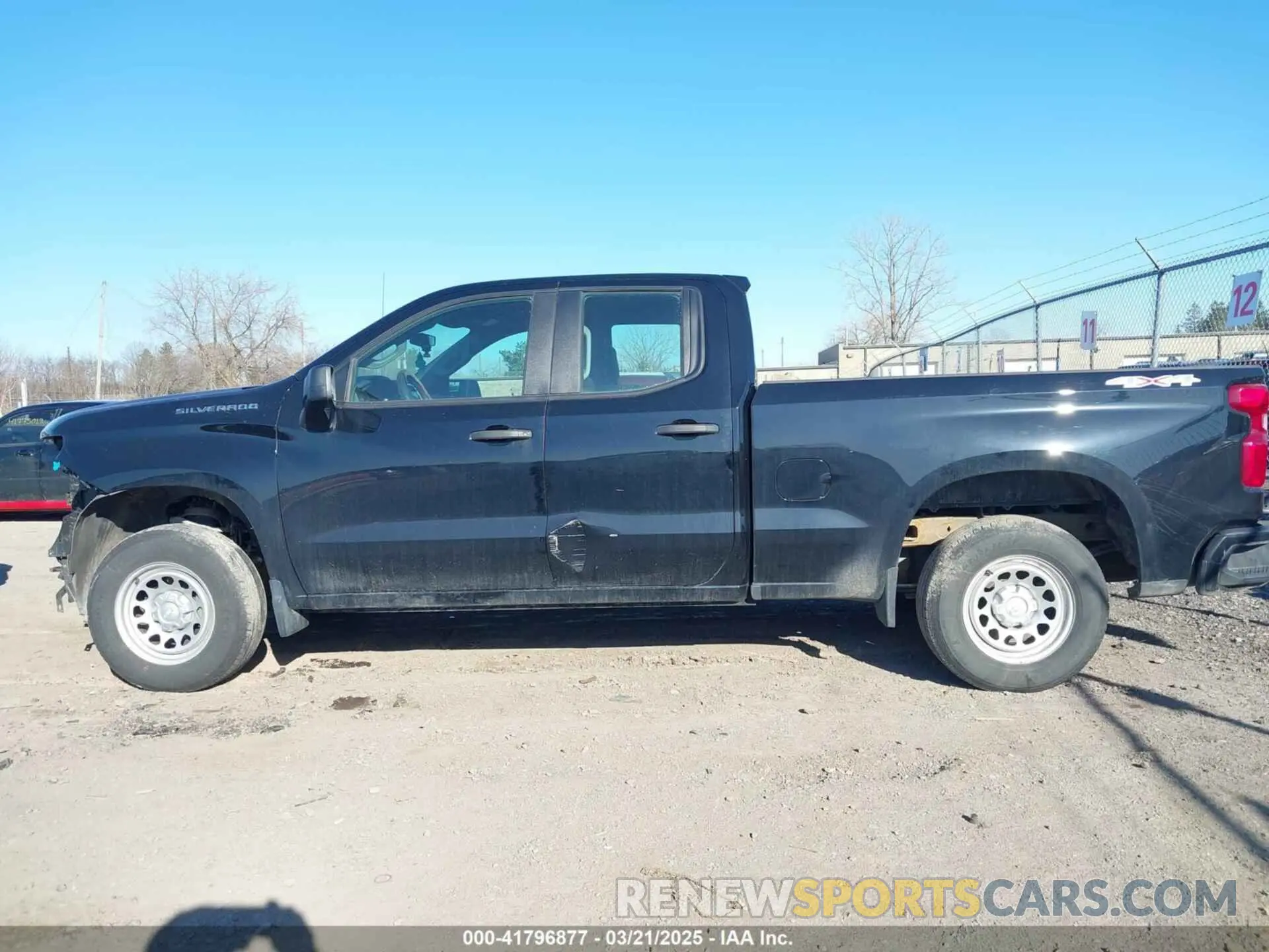 15 fotografías del automóvil dañado 1GCRDAEK1PZ231054 CHEVROLET SILVERADO 1500 2023