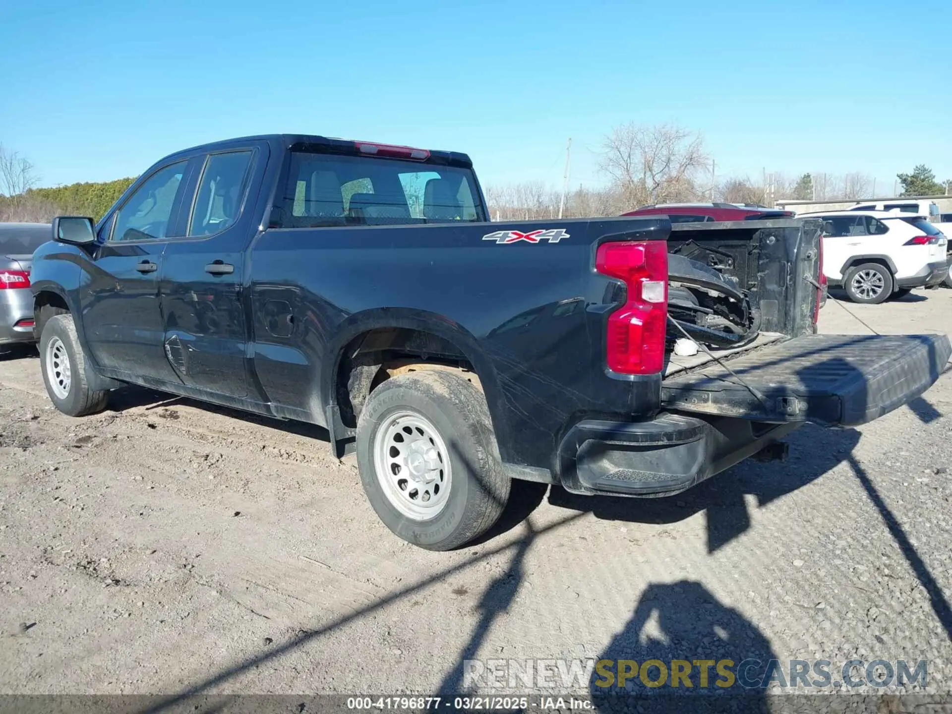 3 fotografías del automóvil dañado 1GCRDAEK1PZ231054 CHEVROLET SILVERADO 1500 2023