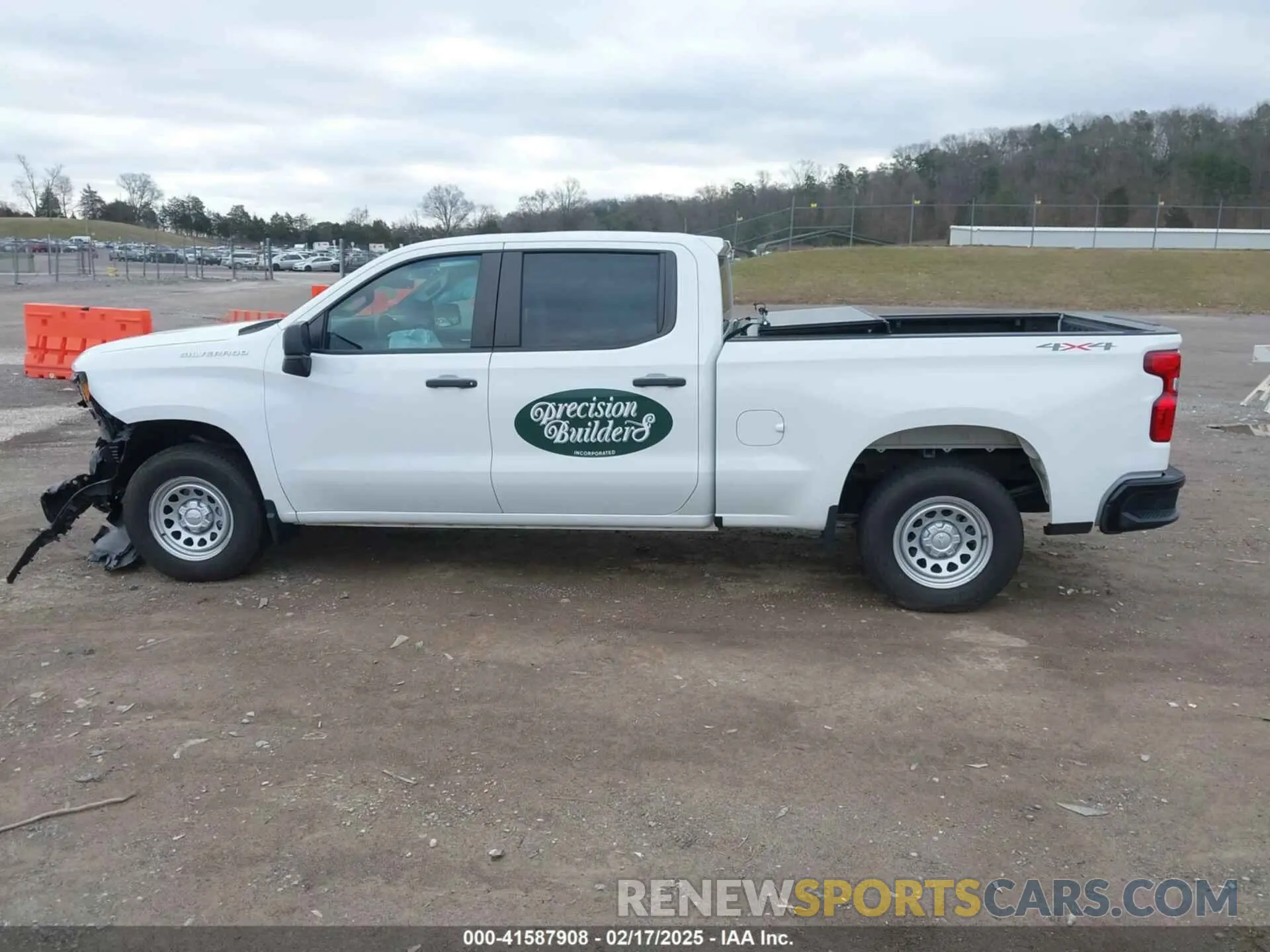 14 fotografías del automóvil dañado 1GCUDAEDXPZ303882 CHEVROLET SILVERADO 1500 2023