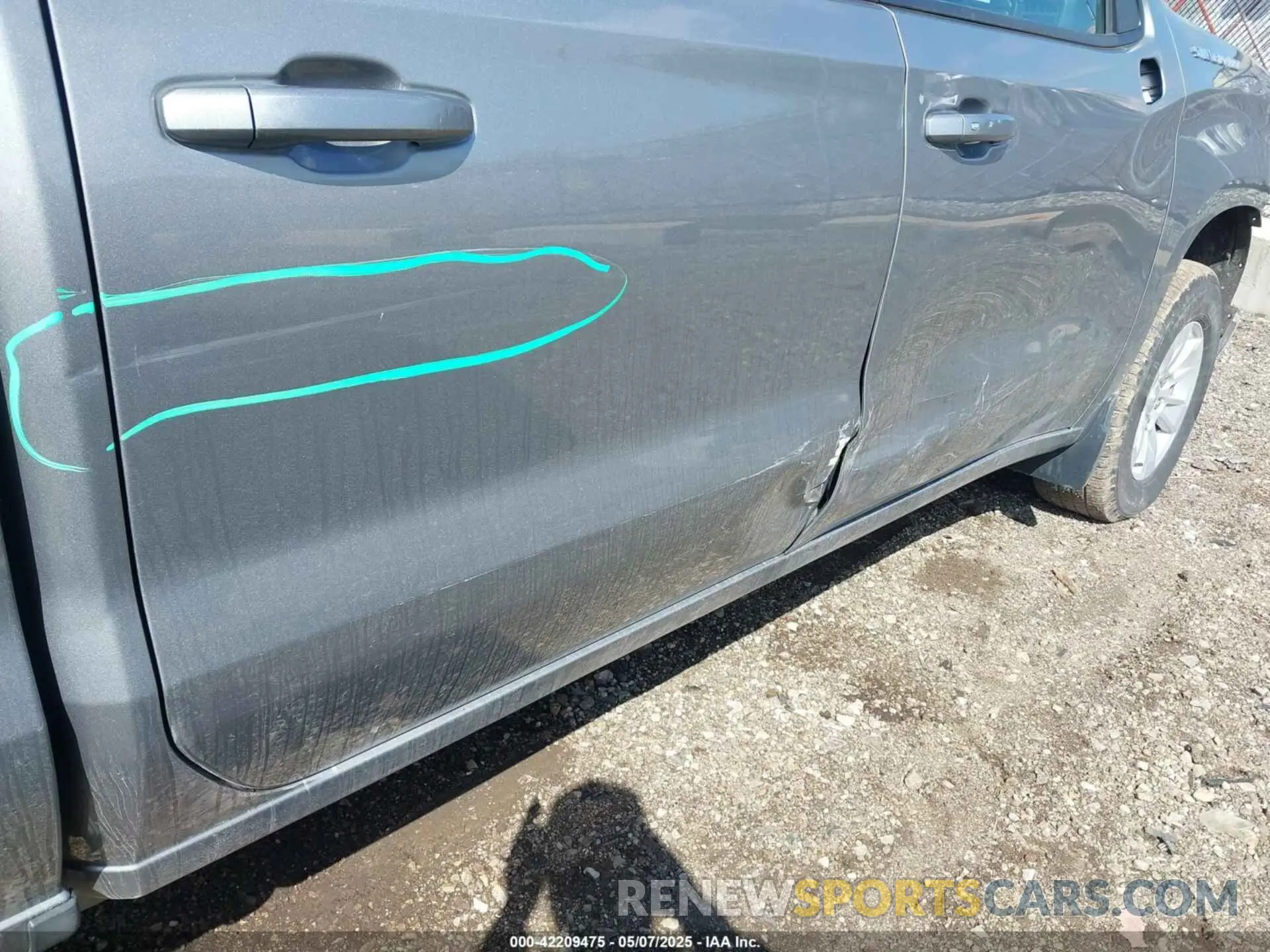 18 fotografías del automóvil dañado 1GCUDDED4PZ315933 CHEVROLET SILVERADO 1500 2023