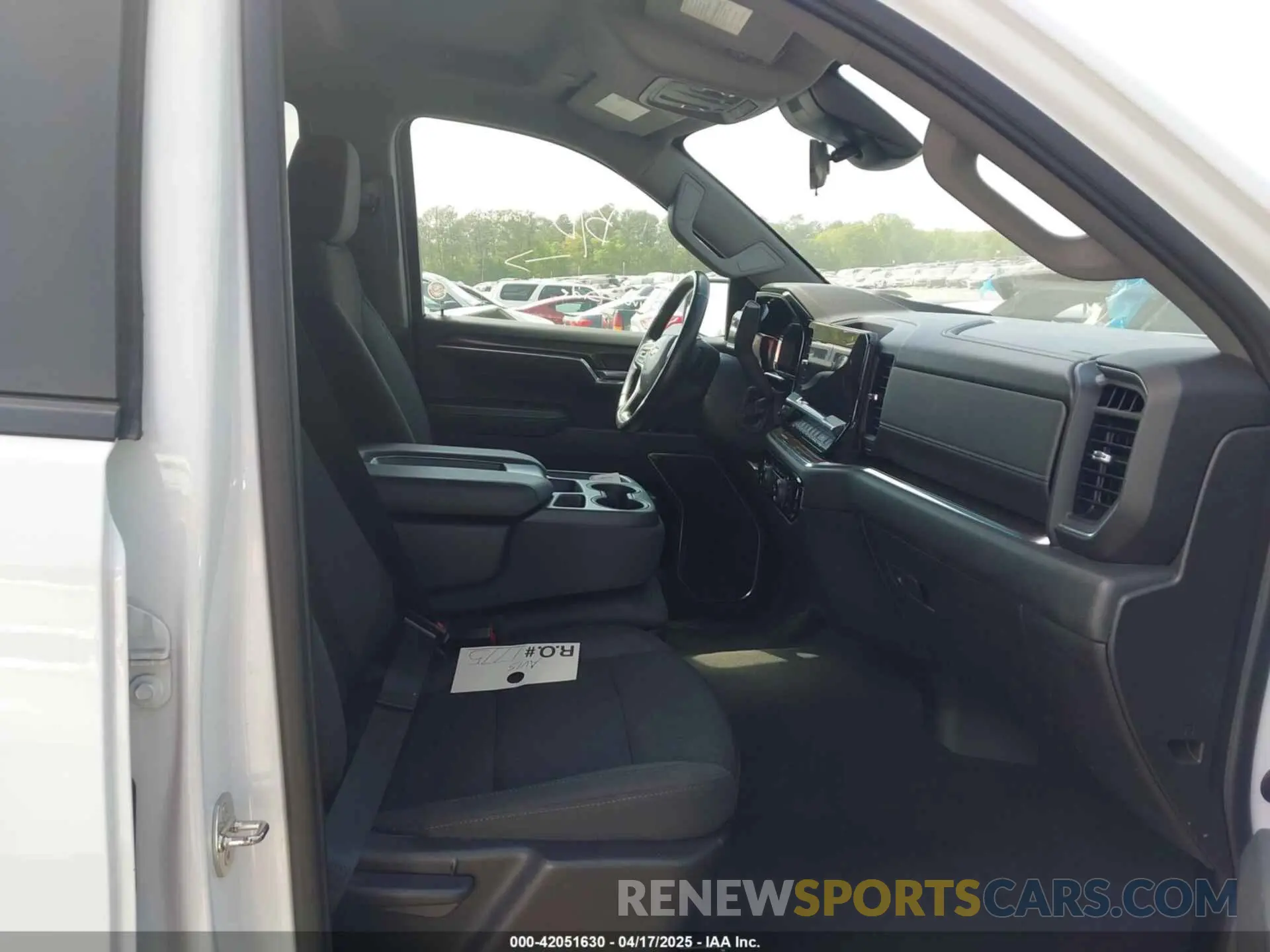 5 fotografías del automóvil dañado 1GCUDDED4PZ323367 CHEVROLET SILVERADO 1500 2023
