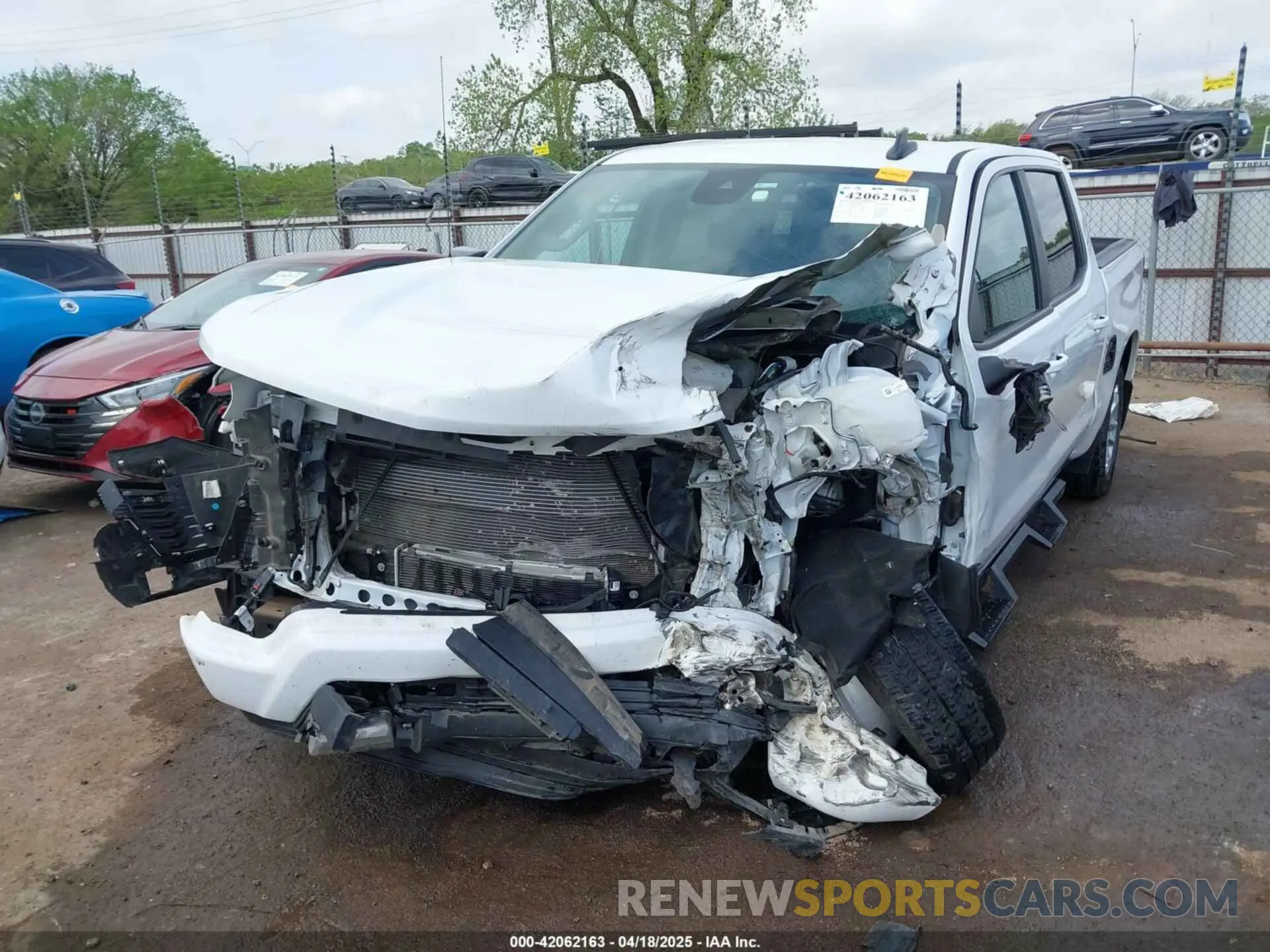 6 fotografías del automóvil dañado 1GCUDEE84PZ204646 CHEVROLET SILVERADO 1500 2023