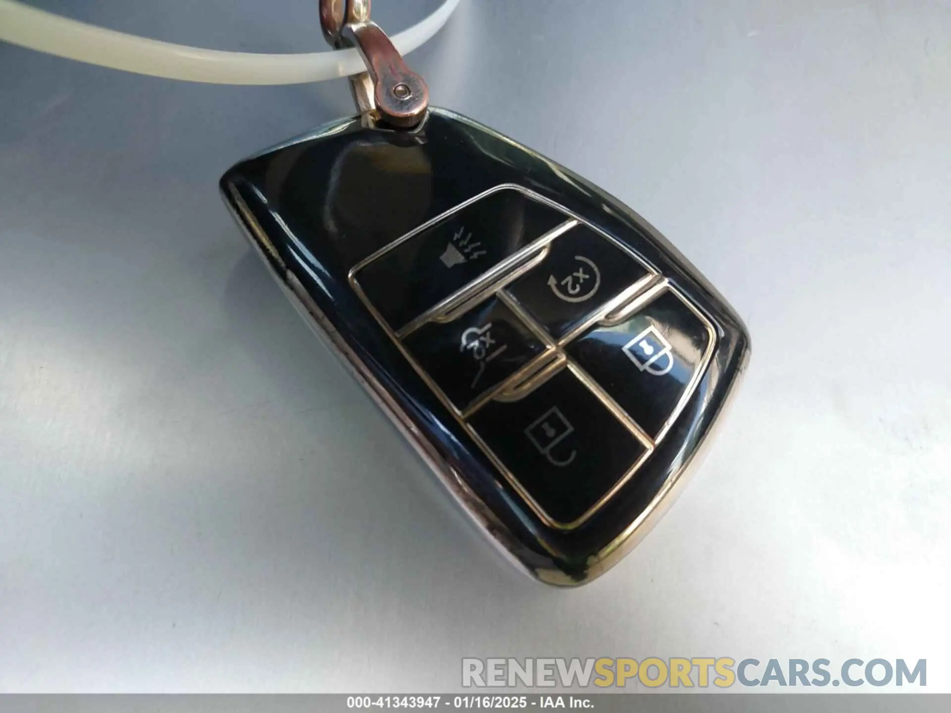 11 fotografías del automóvil dañado 1GCUDEE89PZ134335 CHEVROLET SILVERADO 1500 2023