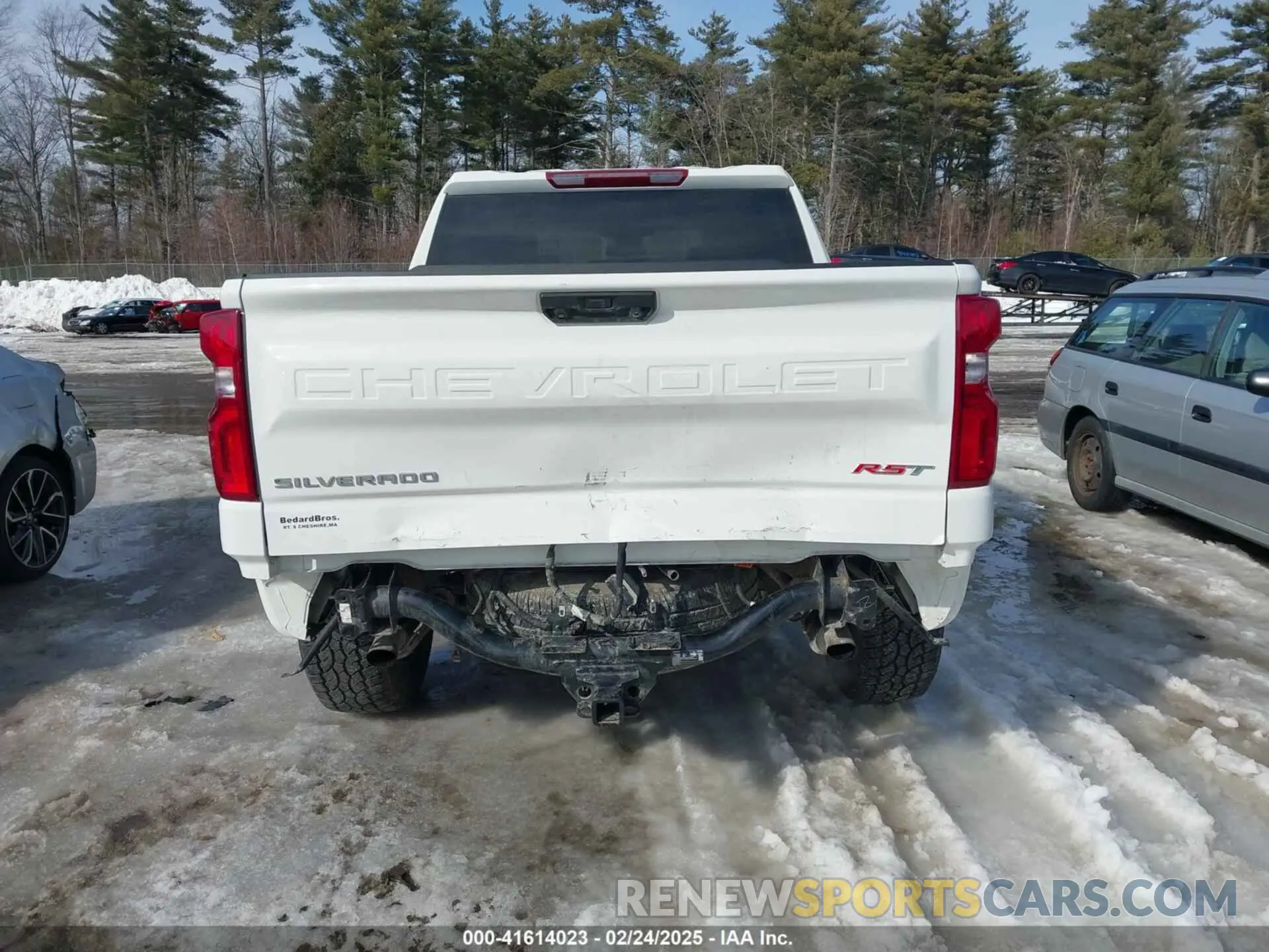 16 fotografías del automóvil dañado 1GCUDEED8PZ208650 CHEVROLET SILVERADO 1500 2023