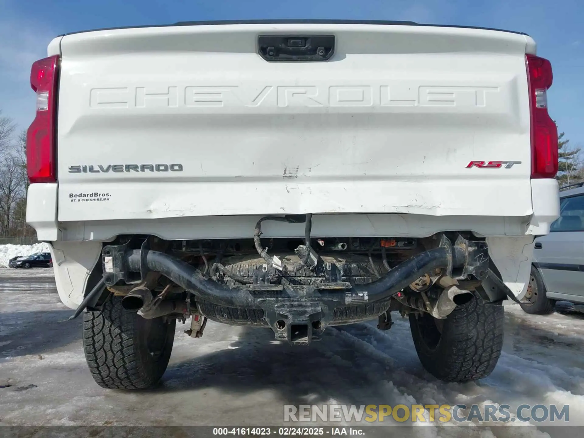 6 fotografías del automóvil dañado 1GCUDEED8PZ208650 CHEVROLET SILVERADO 1500 2023