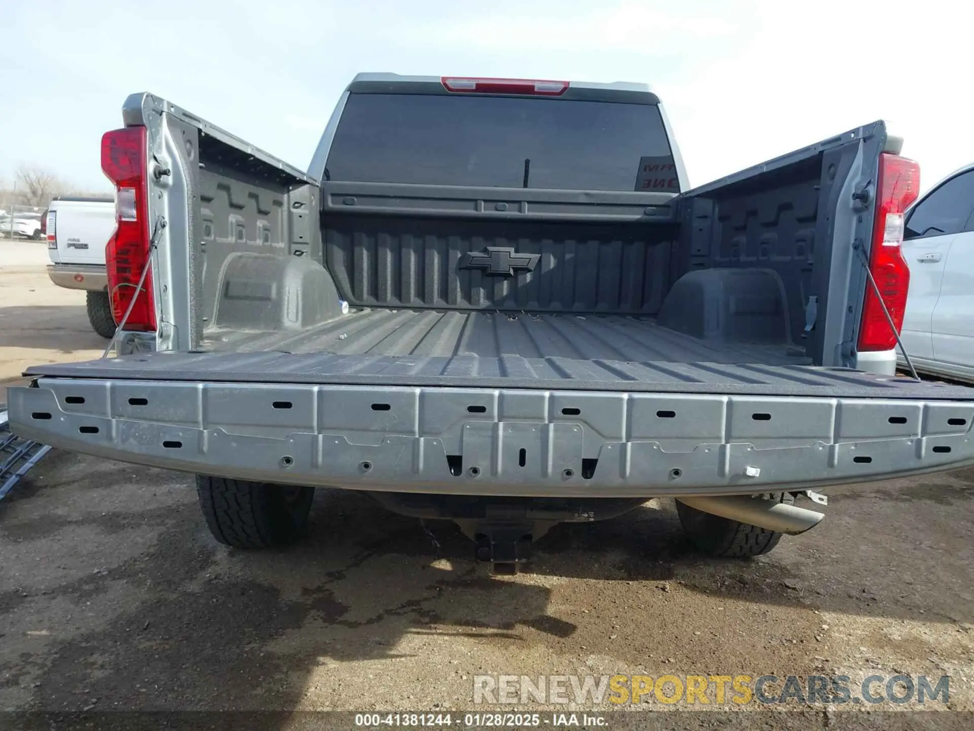 17 fotografías del automóvil dañado 1GCPACEK2RZ168867 CHEVROLET SILVERADO 1500 2024