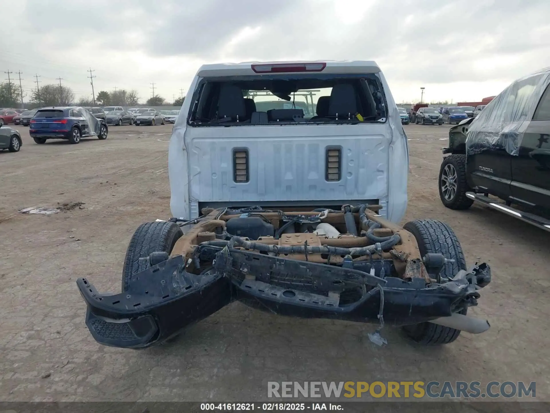 15 fotografías del automóvil dañado 1GCPDAEK1RZ221151 CHEVROLET SILVERADO 1500 2024