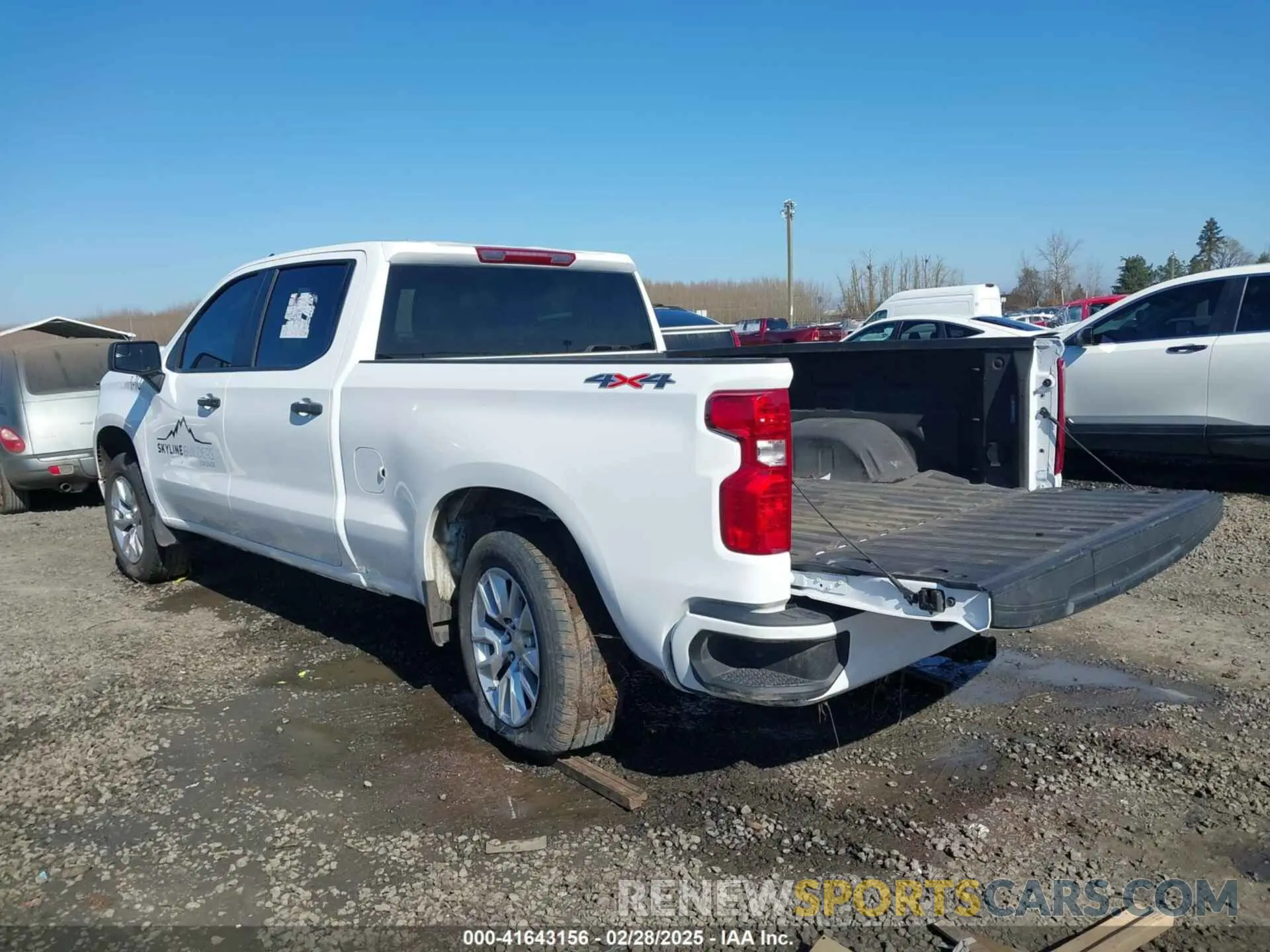 3 fotografías del automóvil dañado 1GCPDBEK2RZ329347 CHEVROLET SILVERADO 1500 2024