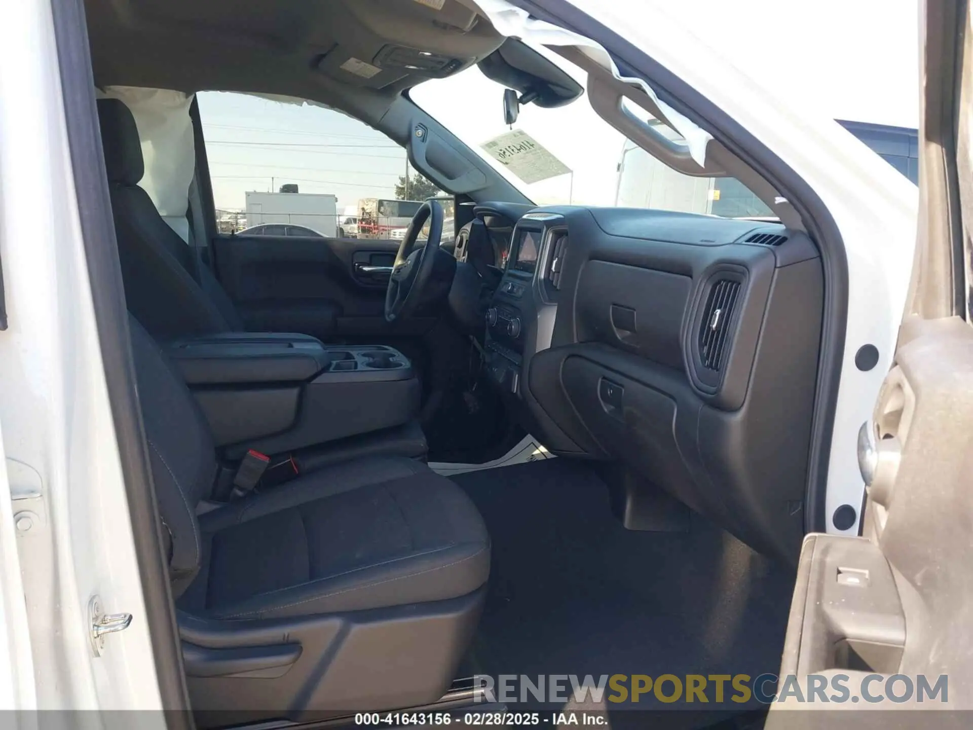 5 fotografías del automóvil dañado 1GCPDBEK2RZ329347 CHEVROLET SILVERADO 1500 2024