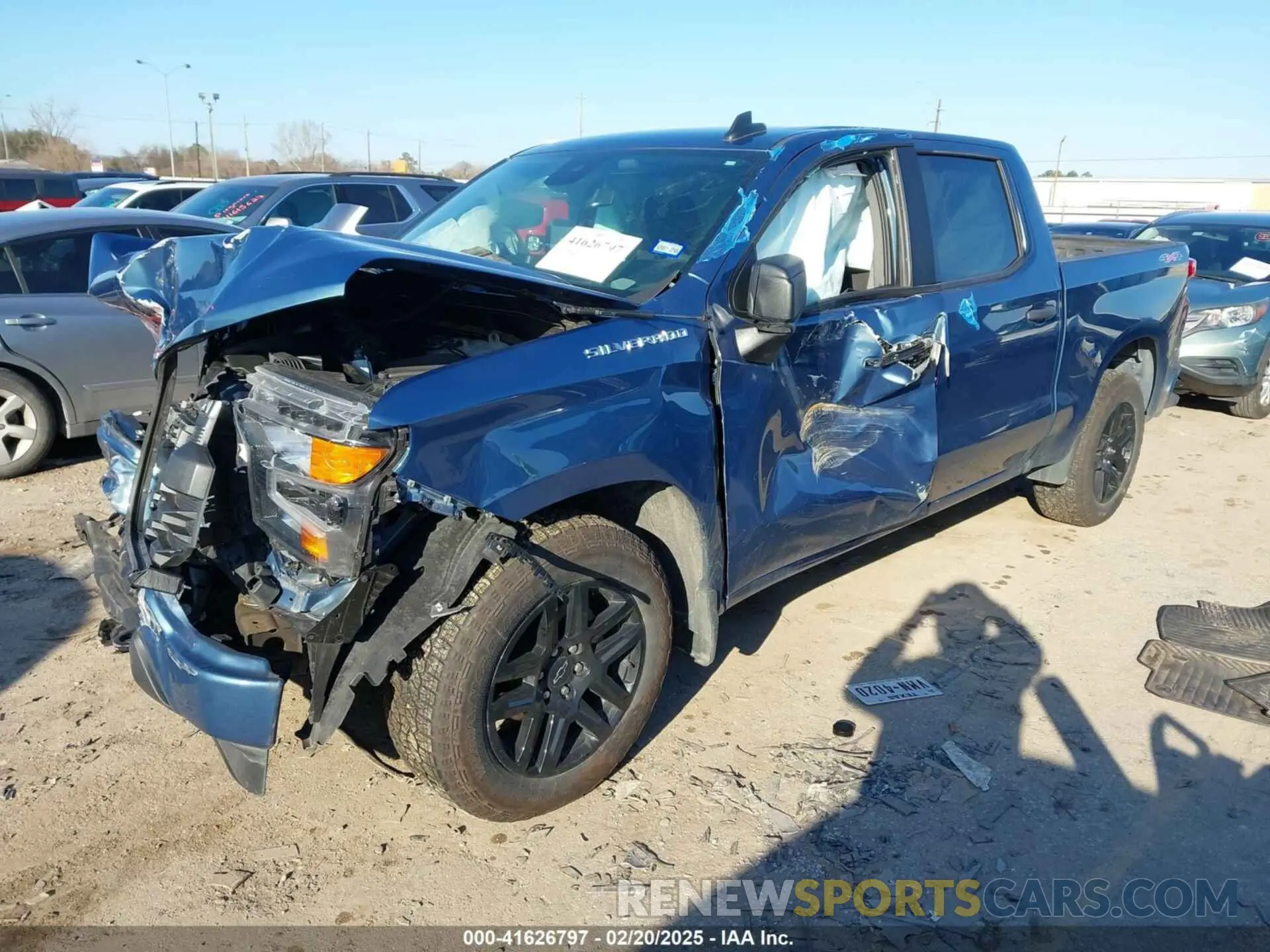 2 fotografías del automóvil dañado 1GCPDBEK4RZ220064 CHEVROLET SILVERADO 1500 2024