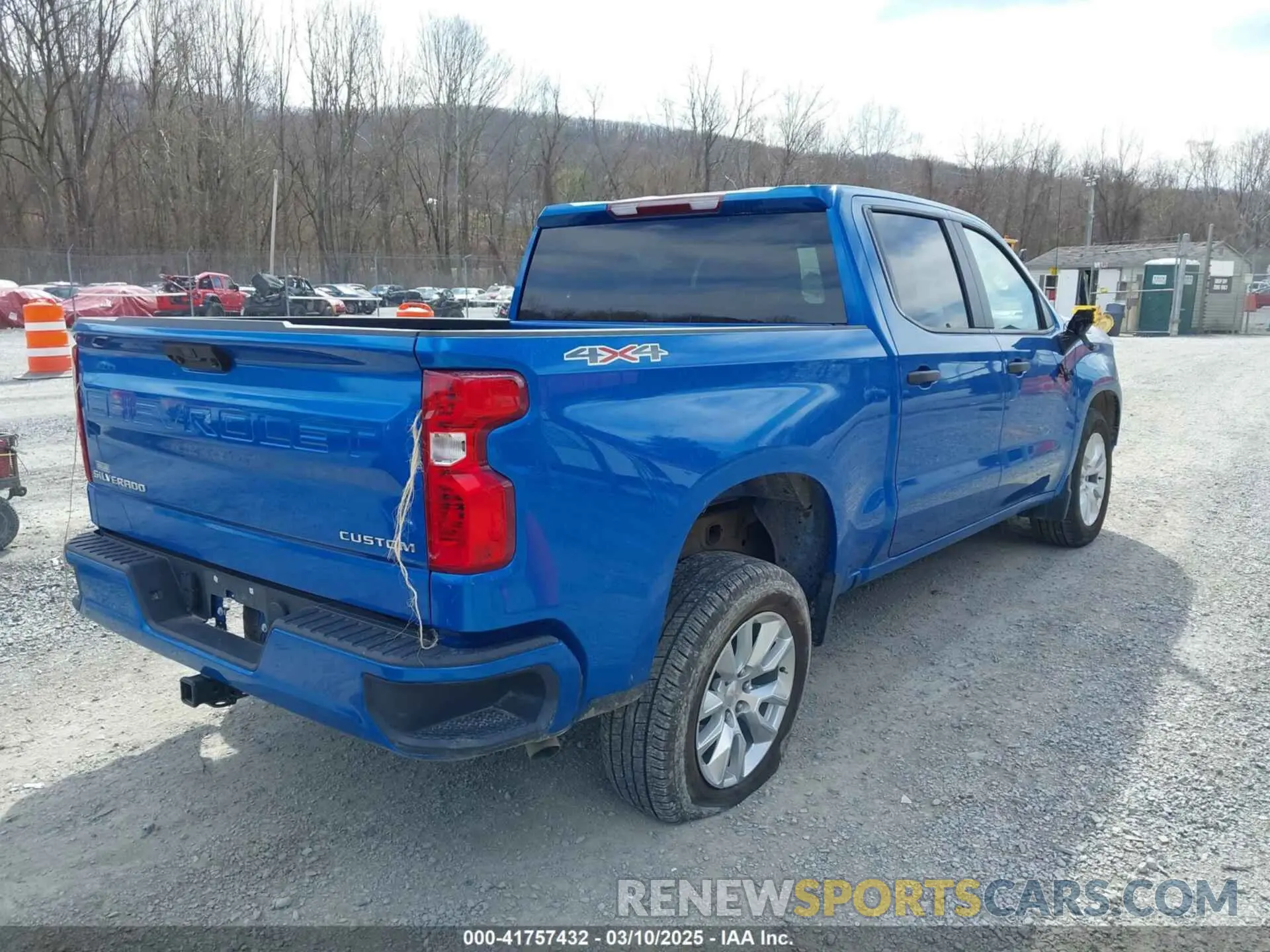 4 fotografías del automóvil dañado 1GCPDBEK9RZ123622 CHEVROLET SILVERADO 1500 2024