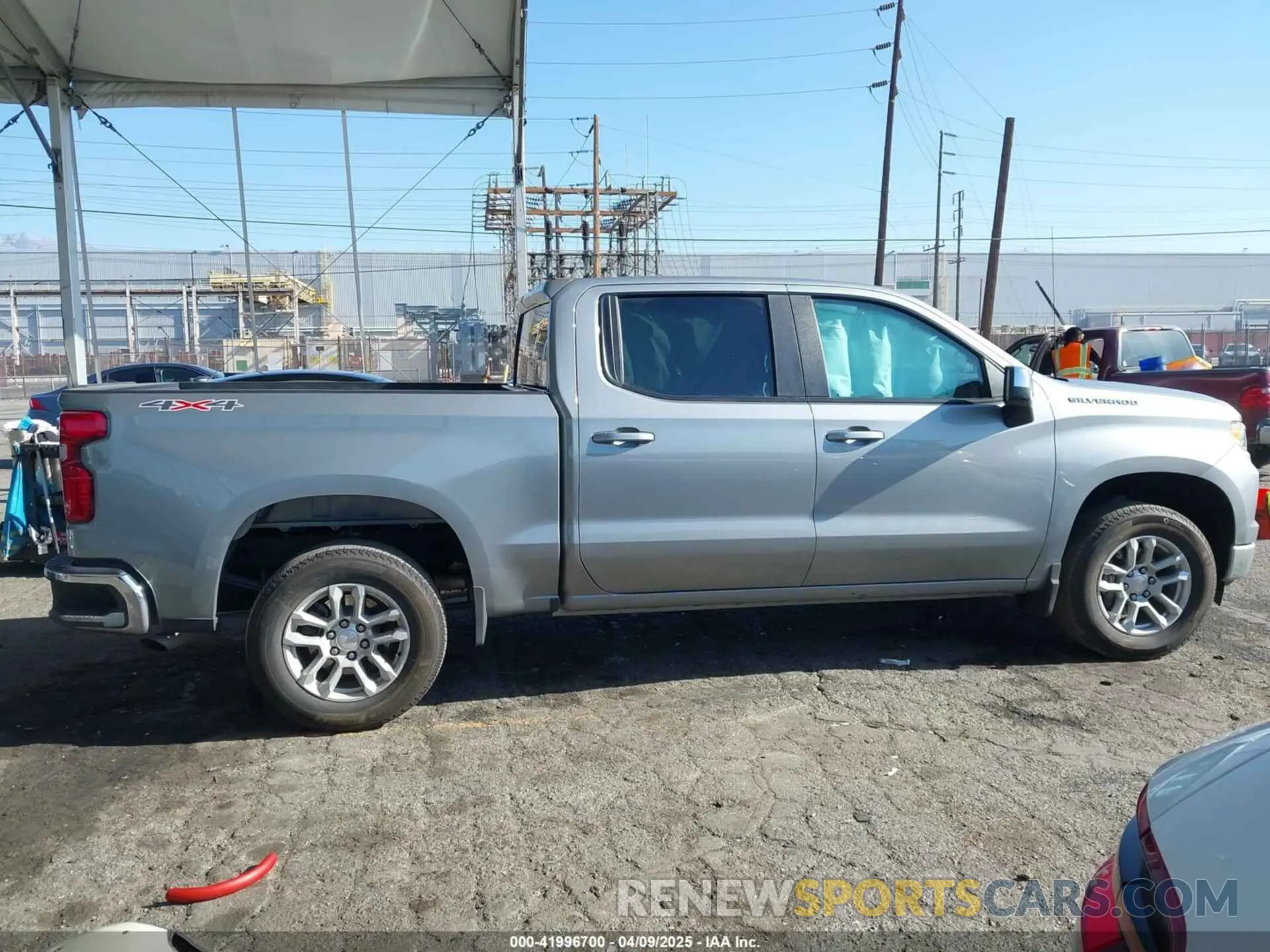 13 fotografías del automóvil dañado 1GCPDKEK4RZ261794 CHEVROLET SILVERADO 1500 2024