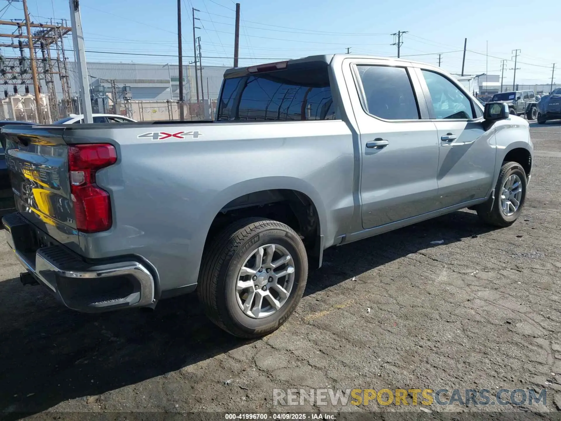 4 fotografías del automóvil dañado 1GCPDKEK4RZ261794 CHEVROLET SILVERADO 1500 2024
