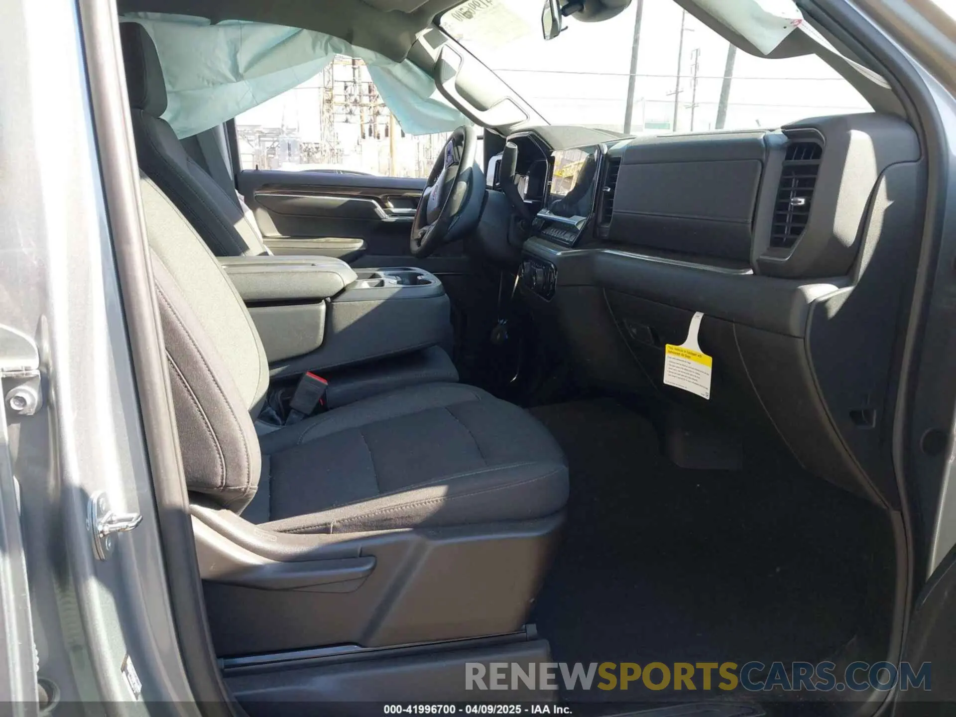 5 fotografías del automóvil dañado 1GCPDKEK4RZ261794 CHEVROLET SILVERADO 1500 2024
