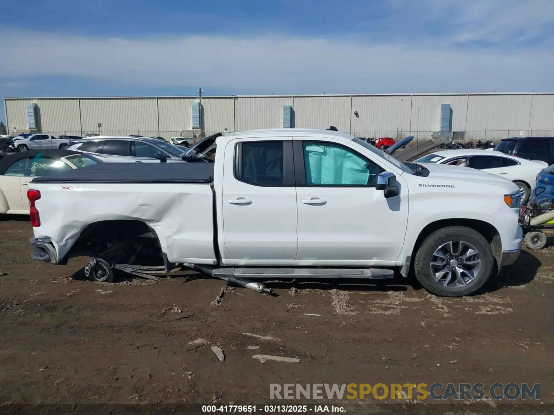 13 fotografías del automóvil dañado 1GCRDDED9RZ392886 CHEVROLET SILVERADO 1500 2024