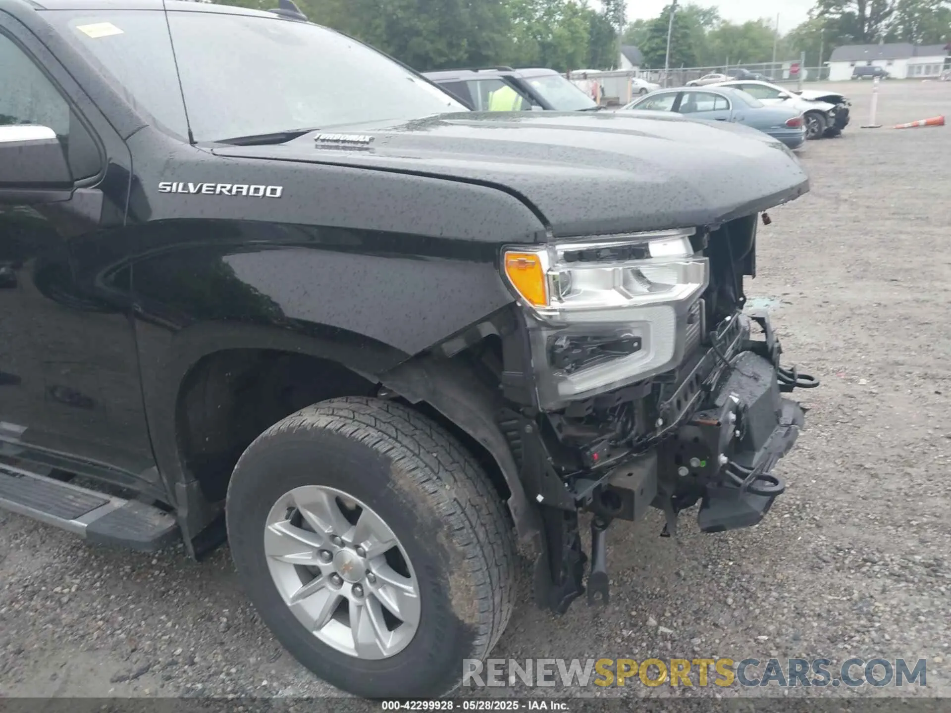 20 fotografías del automóvil dañado 1GCRDDEK3RZ339597 CHEVROLET SILVERADO 1500 2024