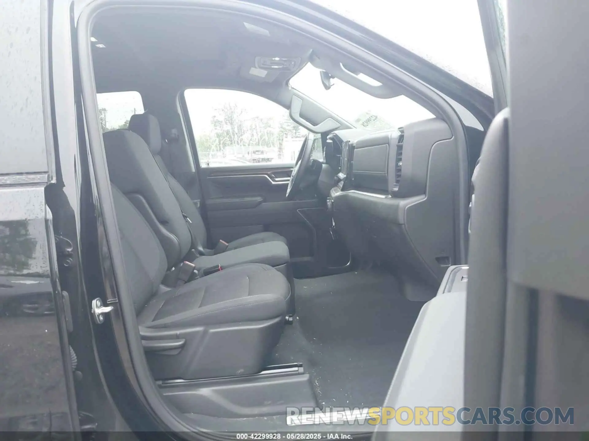 5 fotografías del automóvil dañado 1GCRDDEK3RZ339597 CHEVROLET SILVERADO 1500 2024