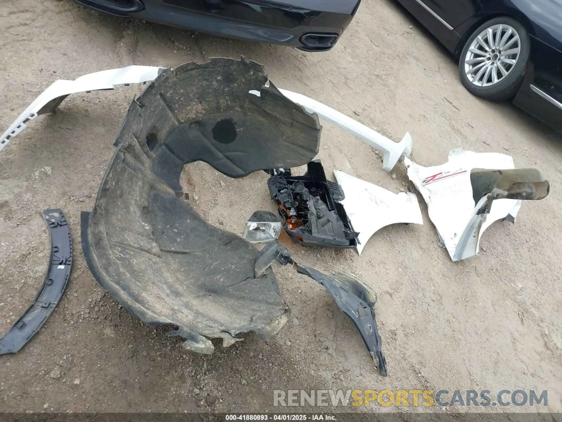 12 fotografías del automóvil dañado 1GCUDAED5RZ111448 CHEVROLET SILVERADO 1500 2024
