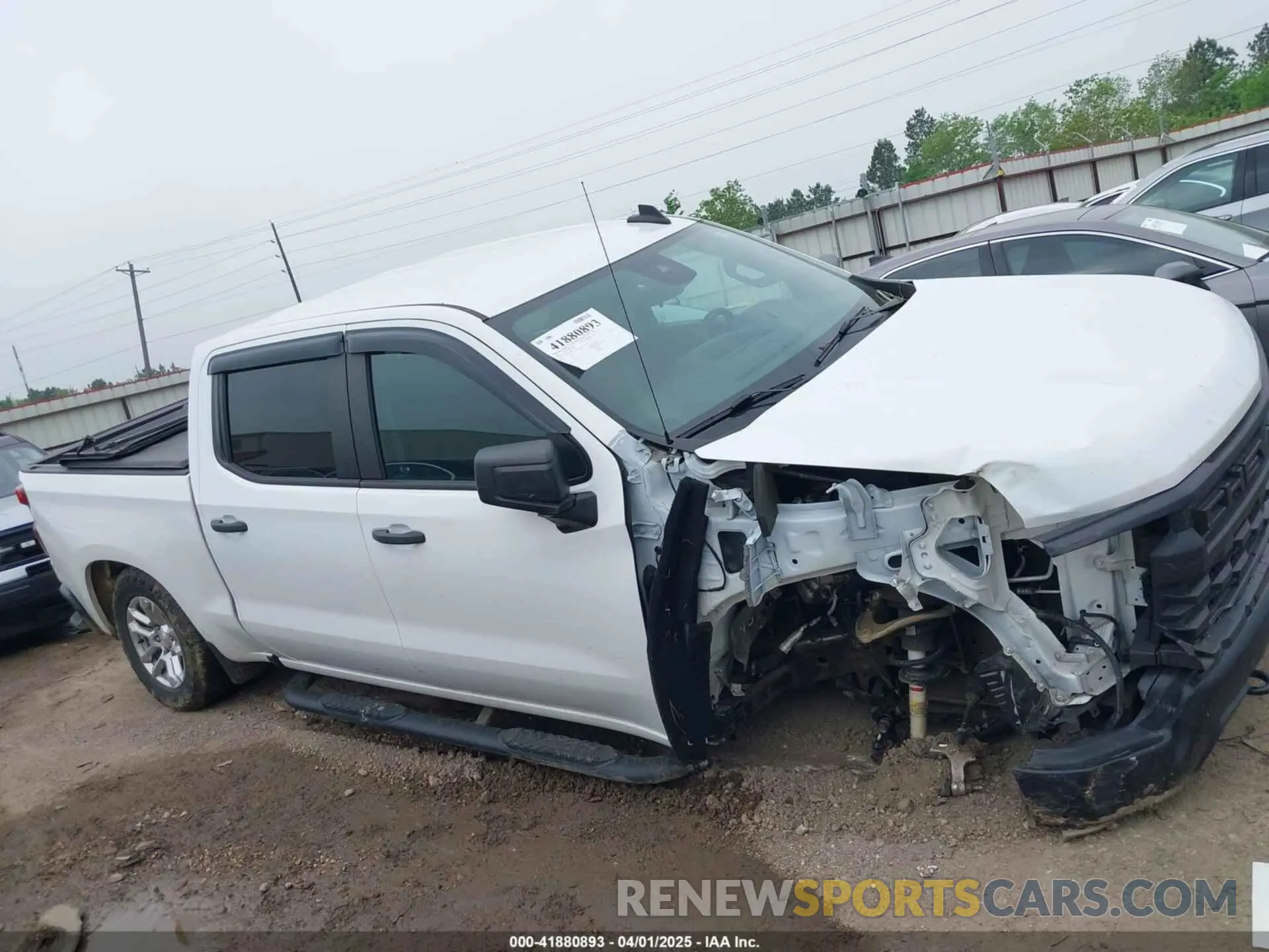 14 fotografías del automóvil dañado 1GCUDAED5RZ111448 CHEVROLET SILVERADO 1500 2024