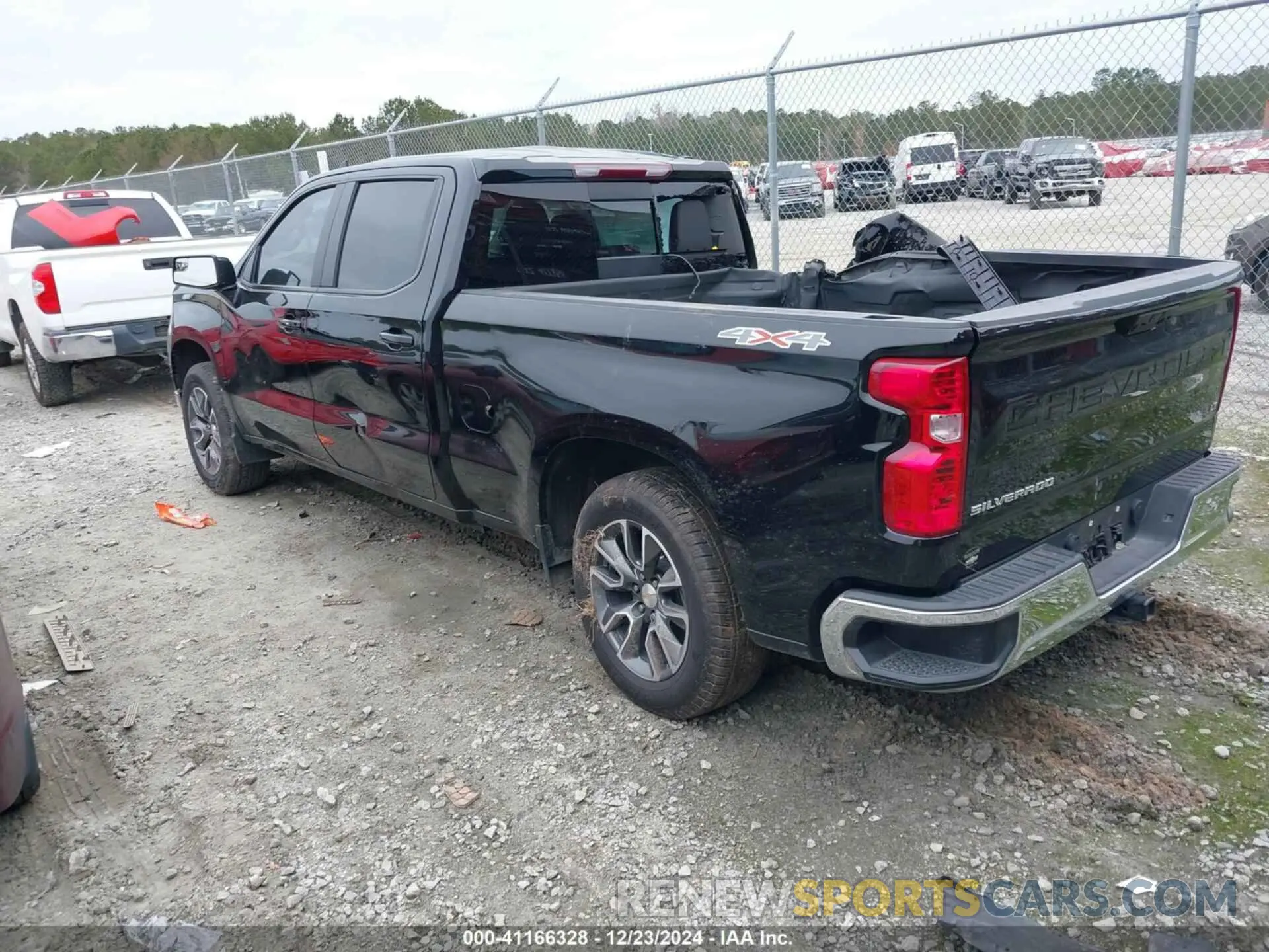 3 fotografías del automóvil dañado 1GCUDDED1RZ287883 CHEVROLET SILVERADO 1500 2024