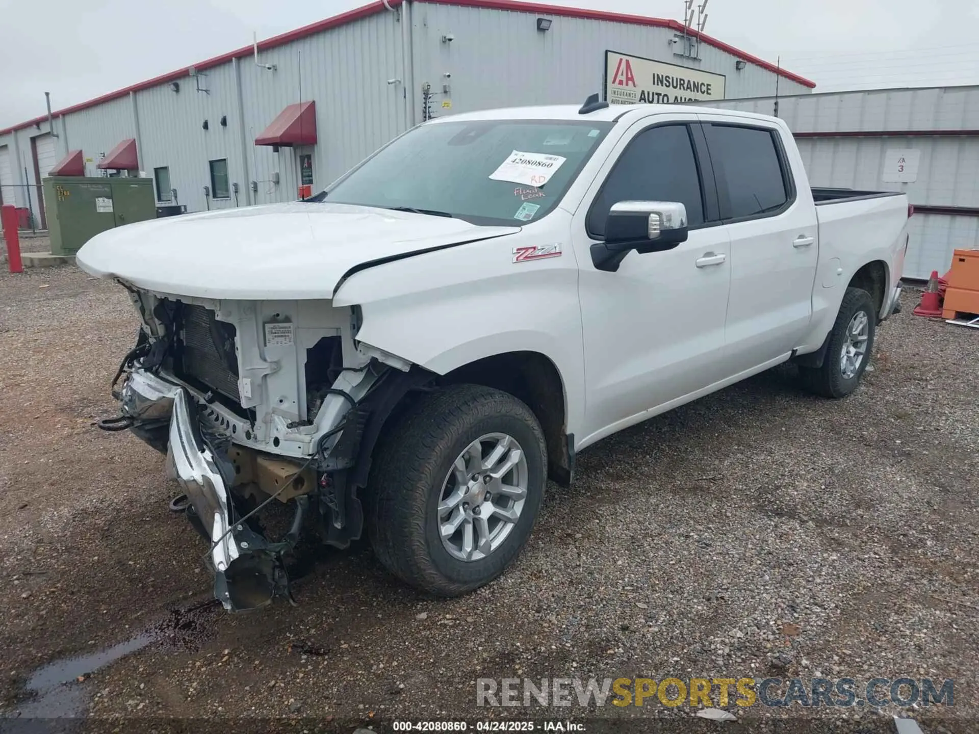 2 fotografías del automóvil dañado 1GCUDDEDXRZ166639 CHEVROLET SILVERADO 1500 2024