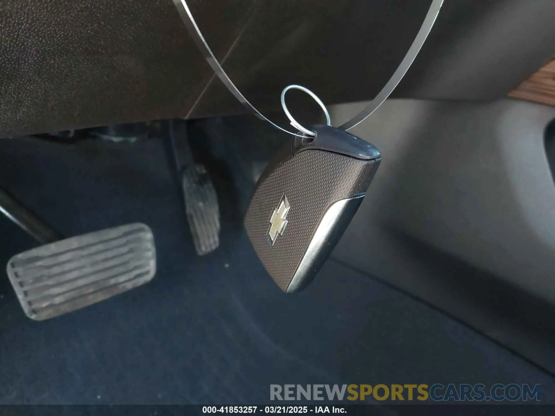 11 fotografías del automóvil dañado 1GCUDEE82RZ343368 CHEVROLET SILVERADO 1500 2024