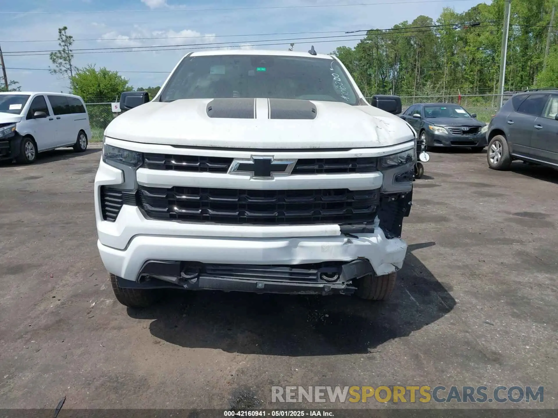 11 fotografías del automóvil dañado 1GCUDEEL0RZ108200 CHEVROLET SILVERADO 1500 2024
