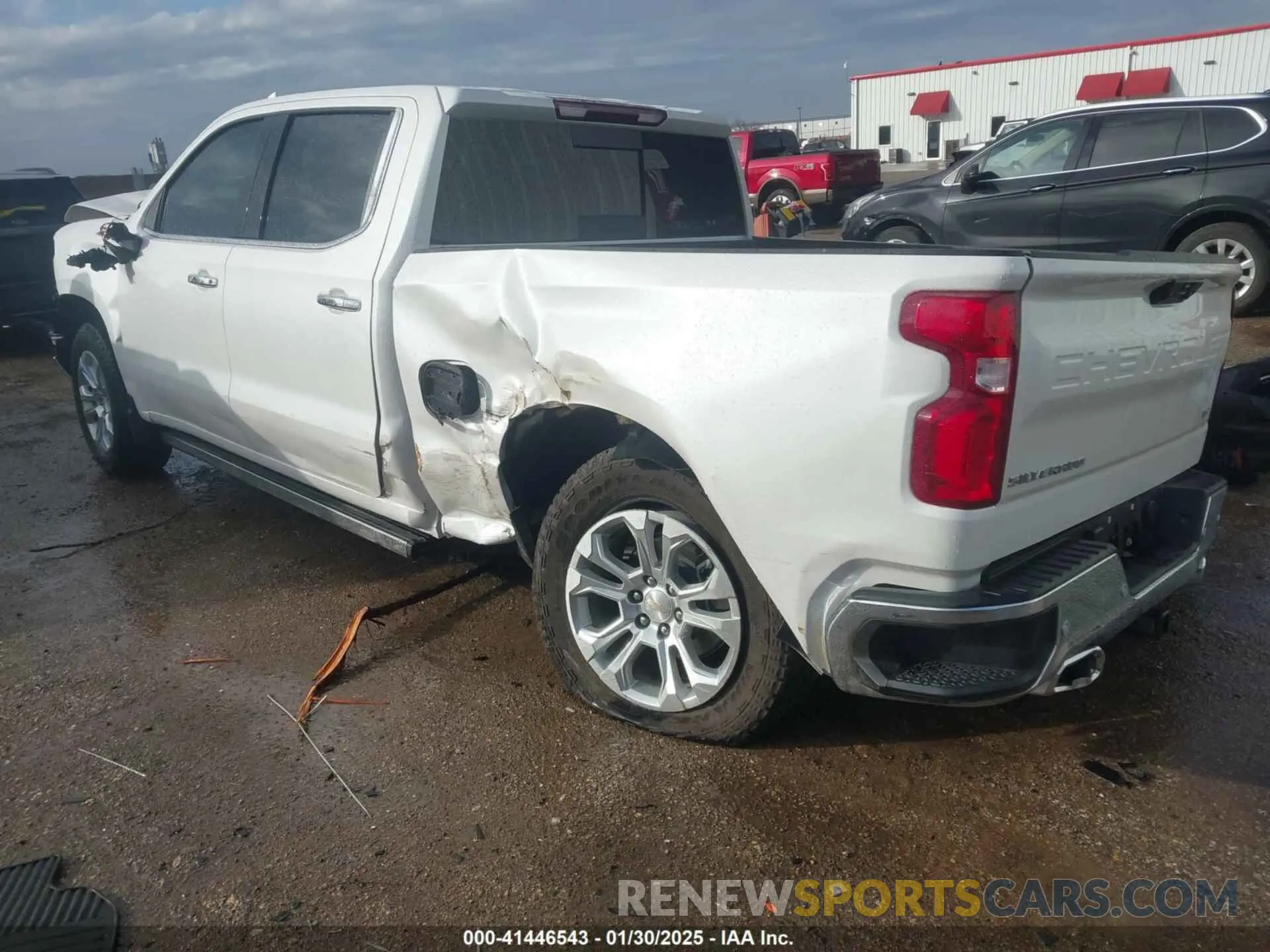 3 fotografías del automóvil dañado 1GCUDGE87RZ307770 CHEVROLET SILVERADO 1500 2024