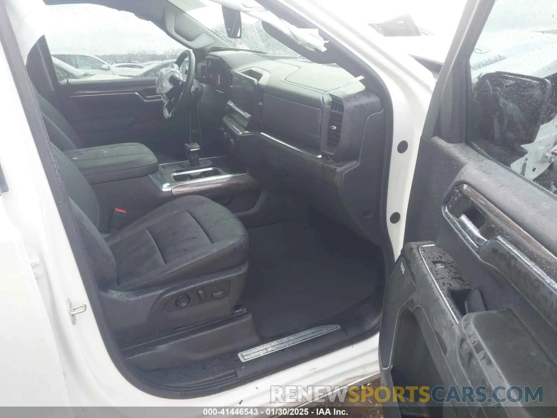 5 fotografías del automóvil dañado 1GCUDGE87RZ307770 CHEVROLET SILVERADO 1500 2024
