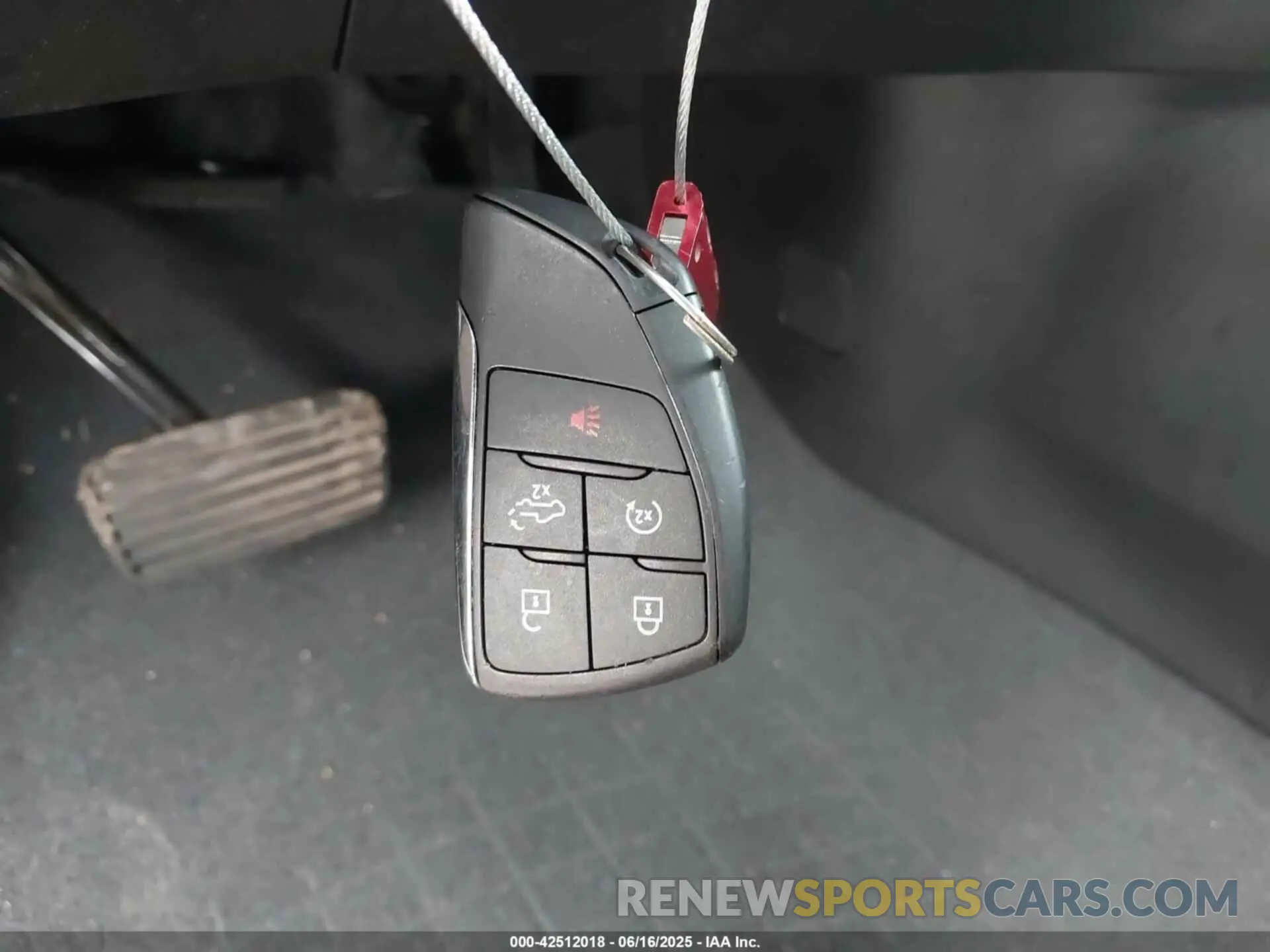11 fotografías del automóvil dañado 1GCUDGE87RZ337013 CHEVROLET SILVERADO 1500 2024